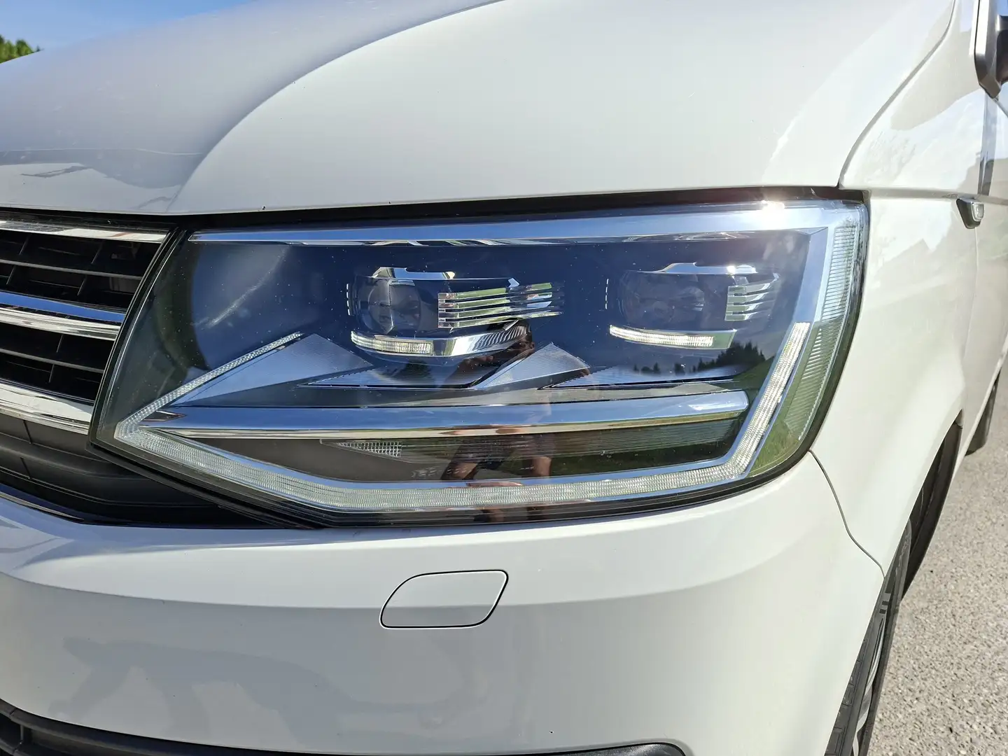 Volkswagen T6 Multivan Edition 30 2,0 TDI DSG mit Highline Sitze - 1