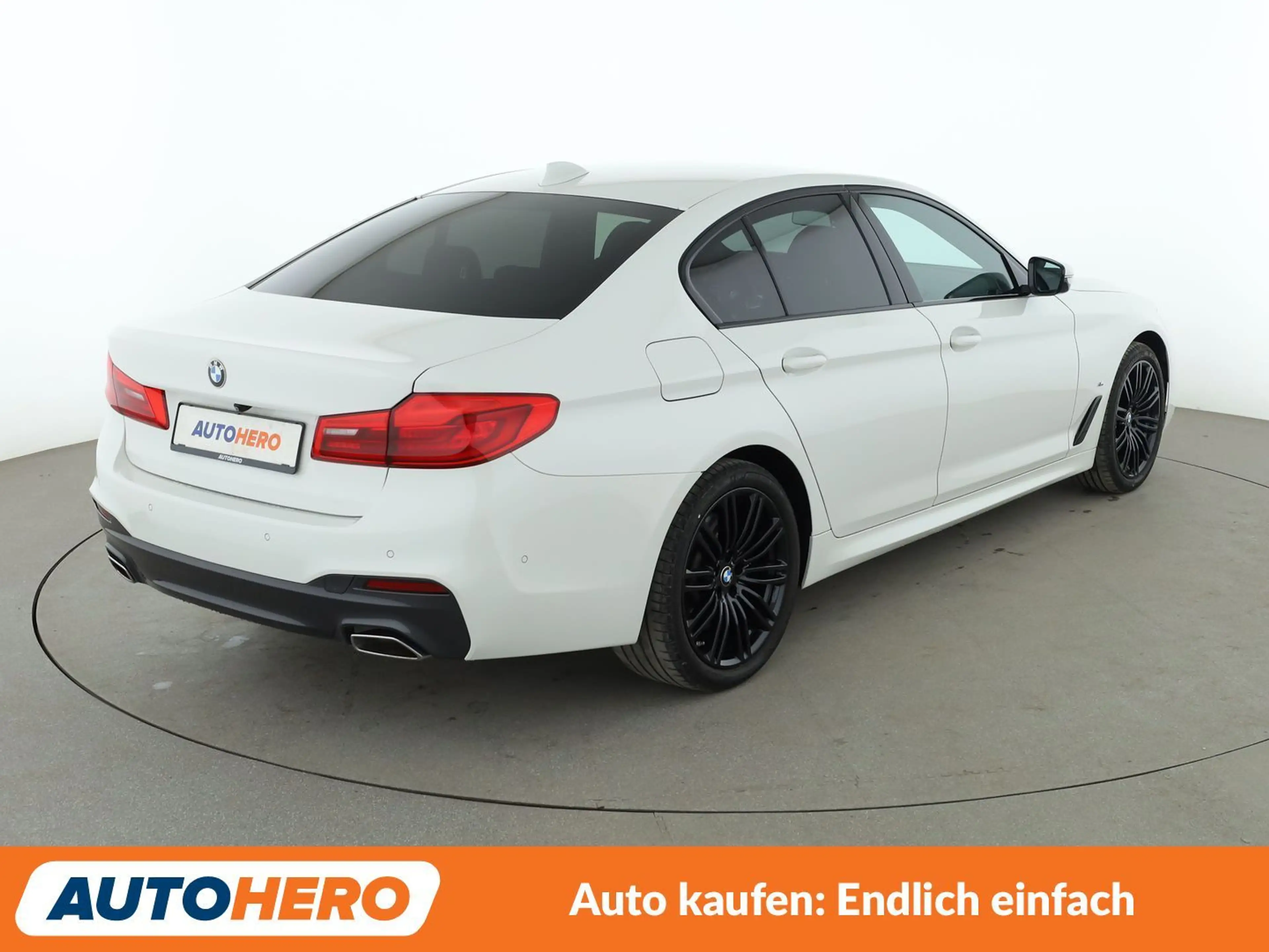 BMW 530 e M Sport Aut.*NAVI*VC*TEMPO*CAM* — photo 6