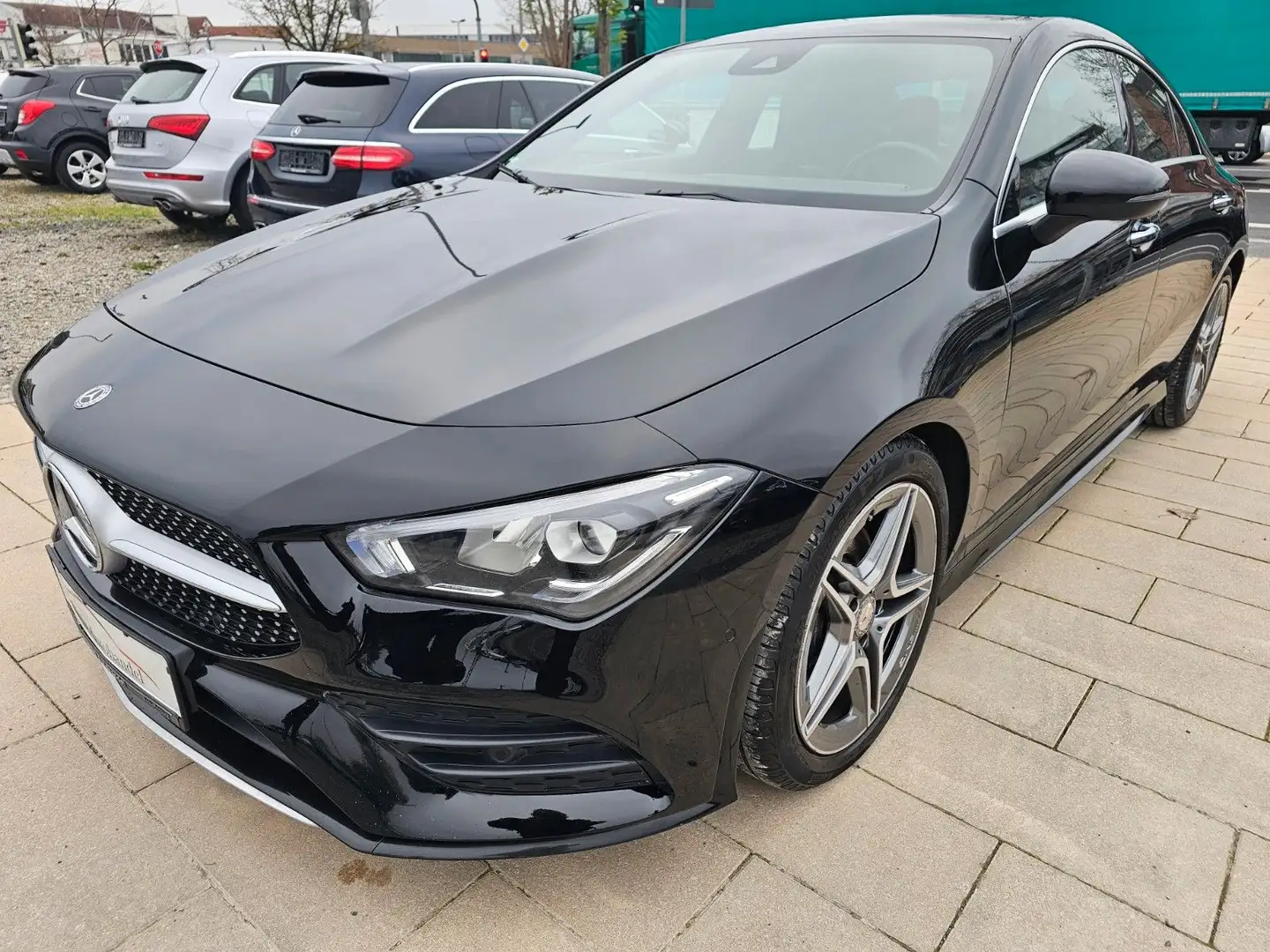 Mercedes-Benz CLA 180 CLA -Klasse CLA 180 AMG Schwarz - 1