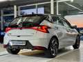 Hyundai i20 Intro Edition Mild-Hybrid*AUTOMATIK*1te HAND Argent - thumbnail 4