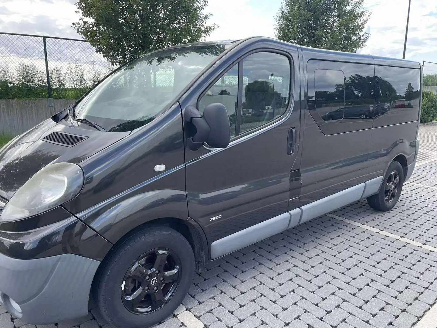 Opel Vivaro Vivaro 2.0 CDTI L2H1 DPF Zwart - 1