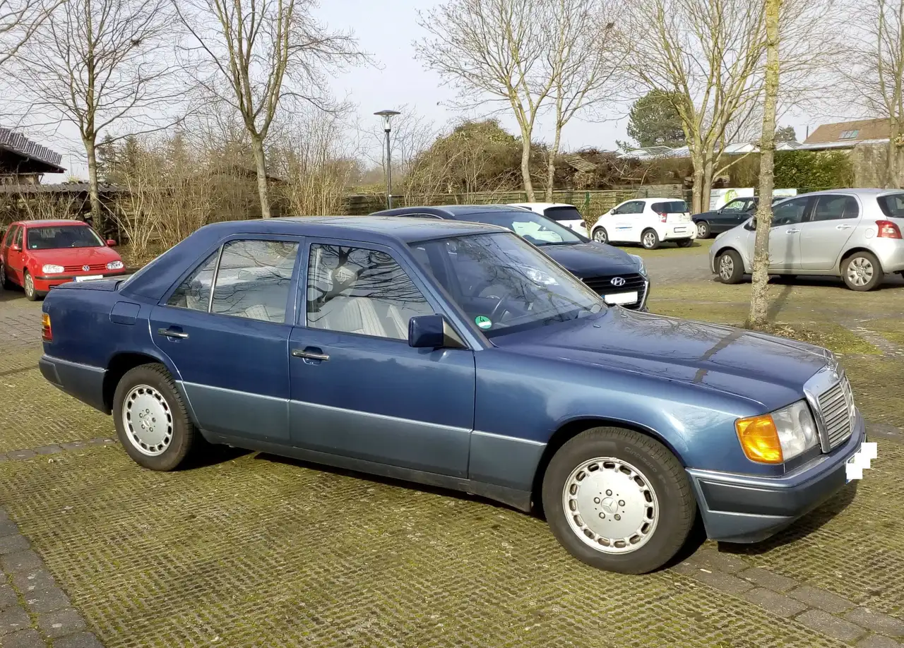 Mercedes-Benz E 260
