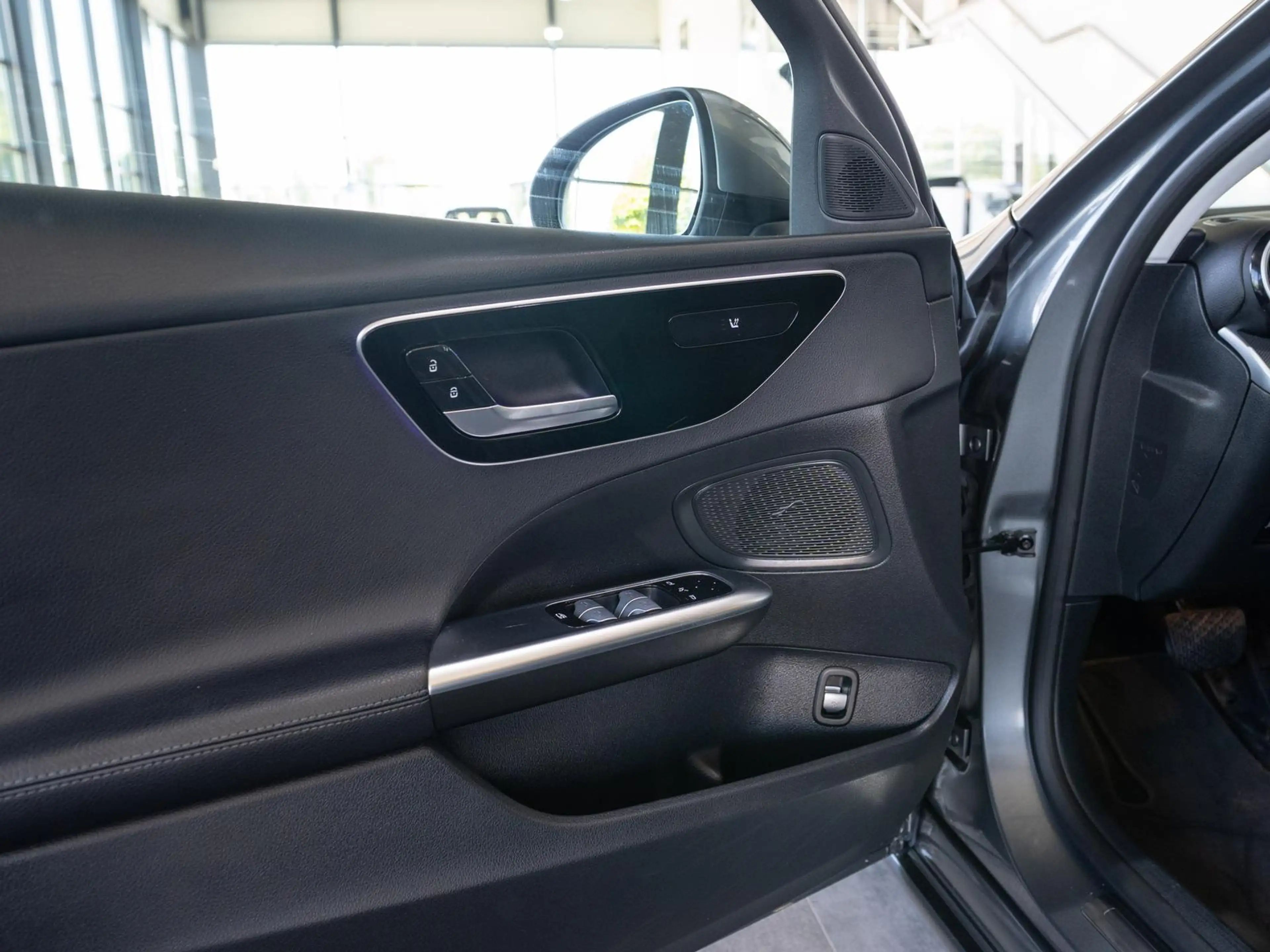 Mercedes-Benz C 180 9G *AVANTGARDE*RFK*AMBIENTE*TOTWINKEL*MBUX — photo 11