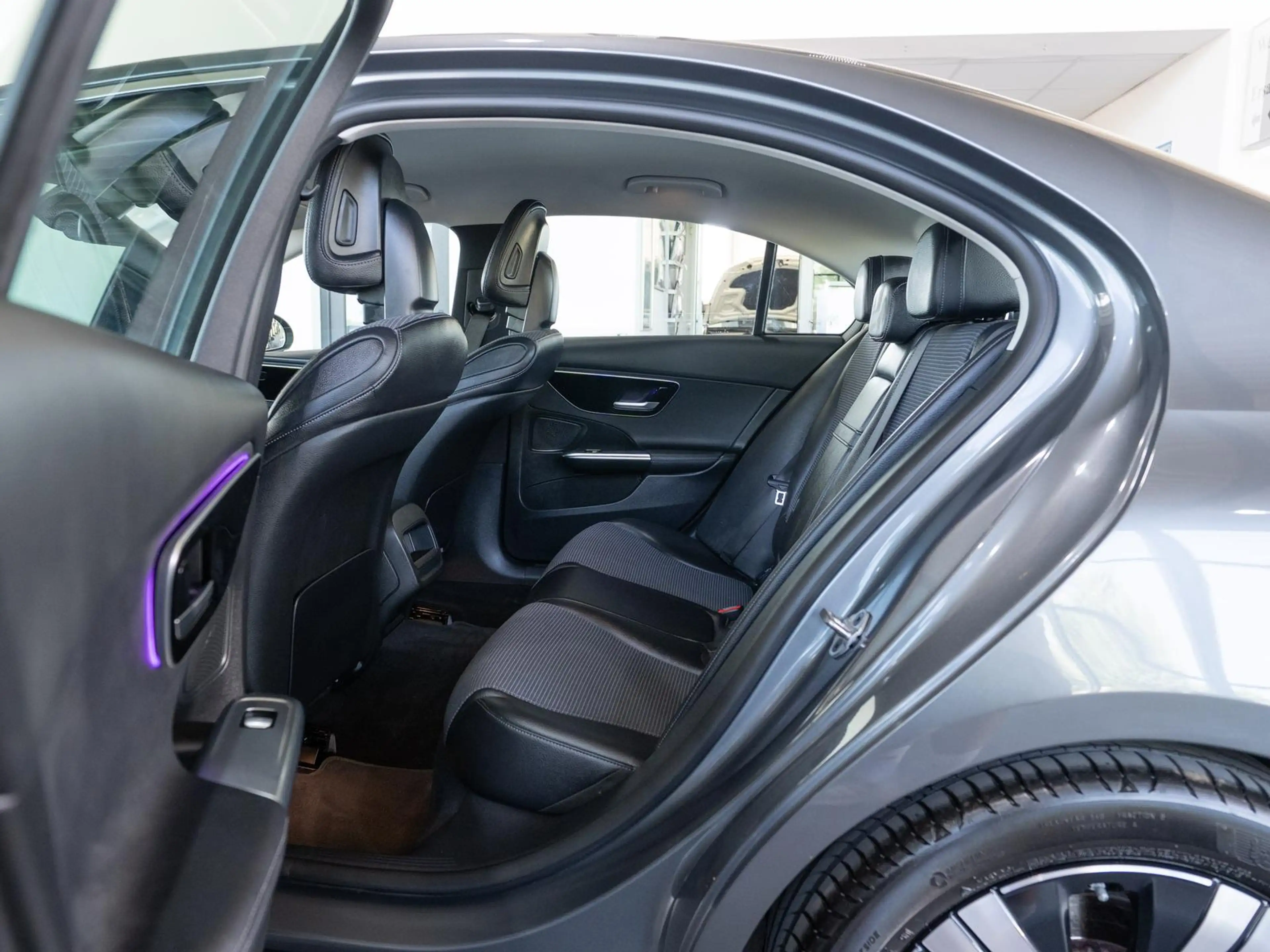 Mercedes-Benz C 180 9G *AVANTGARDE*RFK*AMBIENTE*TOTWINKEL*MBUX — photo 10