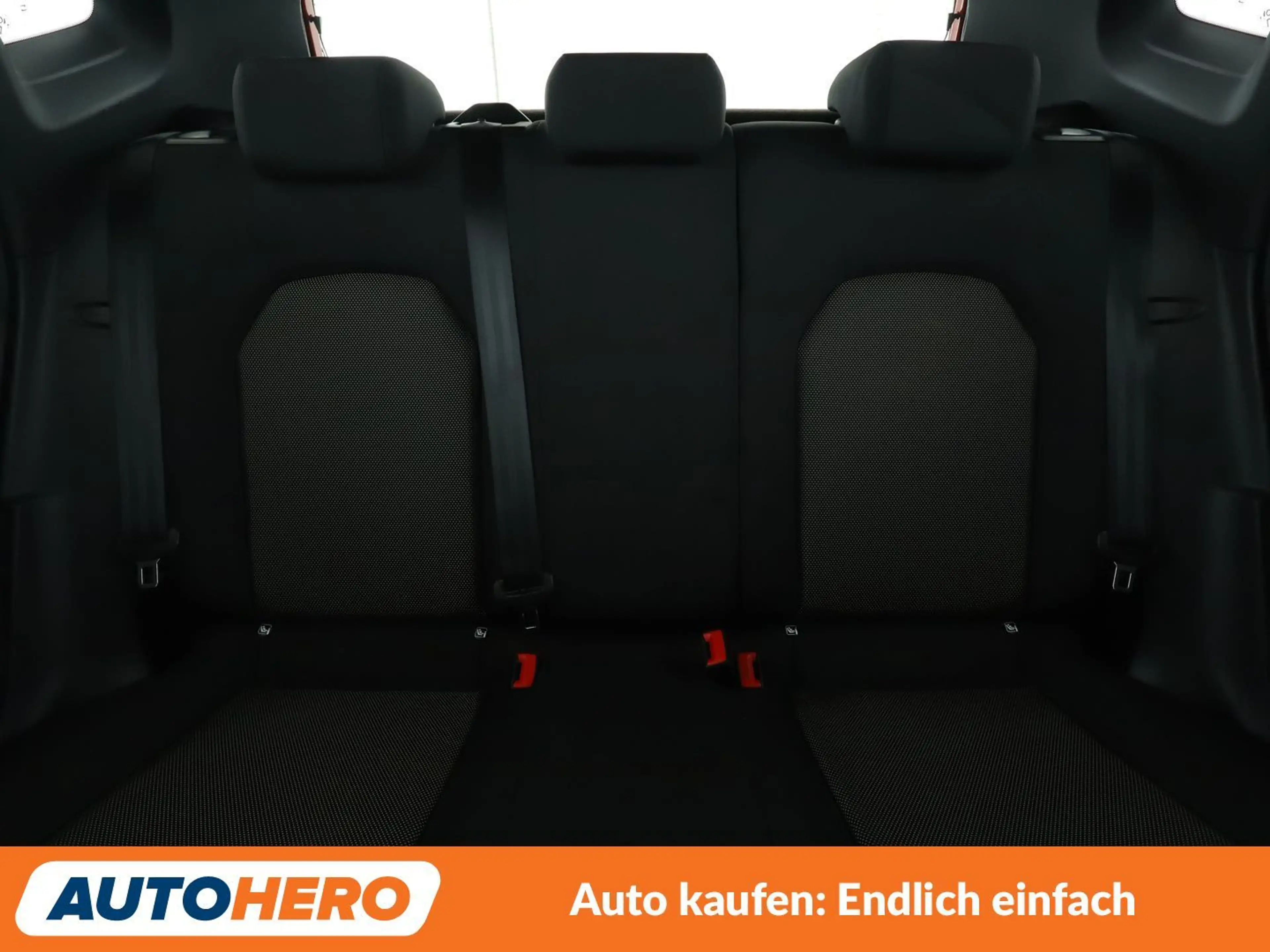 SEAT Arona 1.0 TSI Xcellence *NAVI*LED*TEMPO*PDC*SHZ* — photo 15