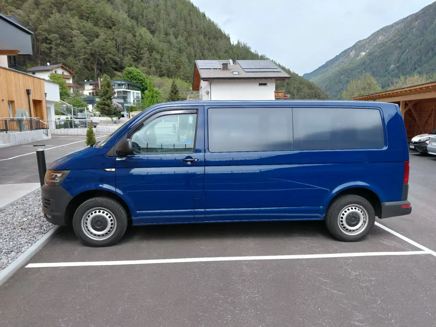 Volkswagen T6 Transporter Kastenwagen LR 2,0 Entry TDI BMT - 2