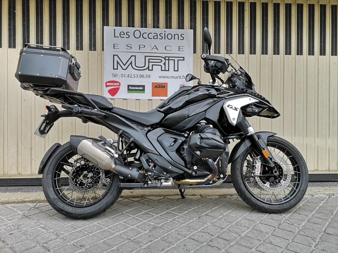 BMW R 1 Чорний - 1