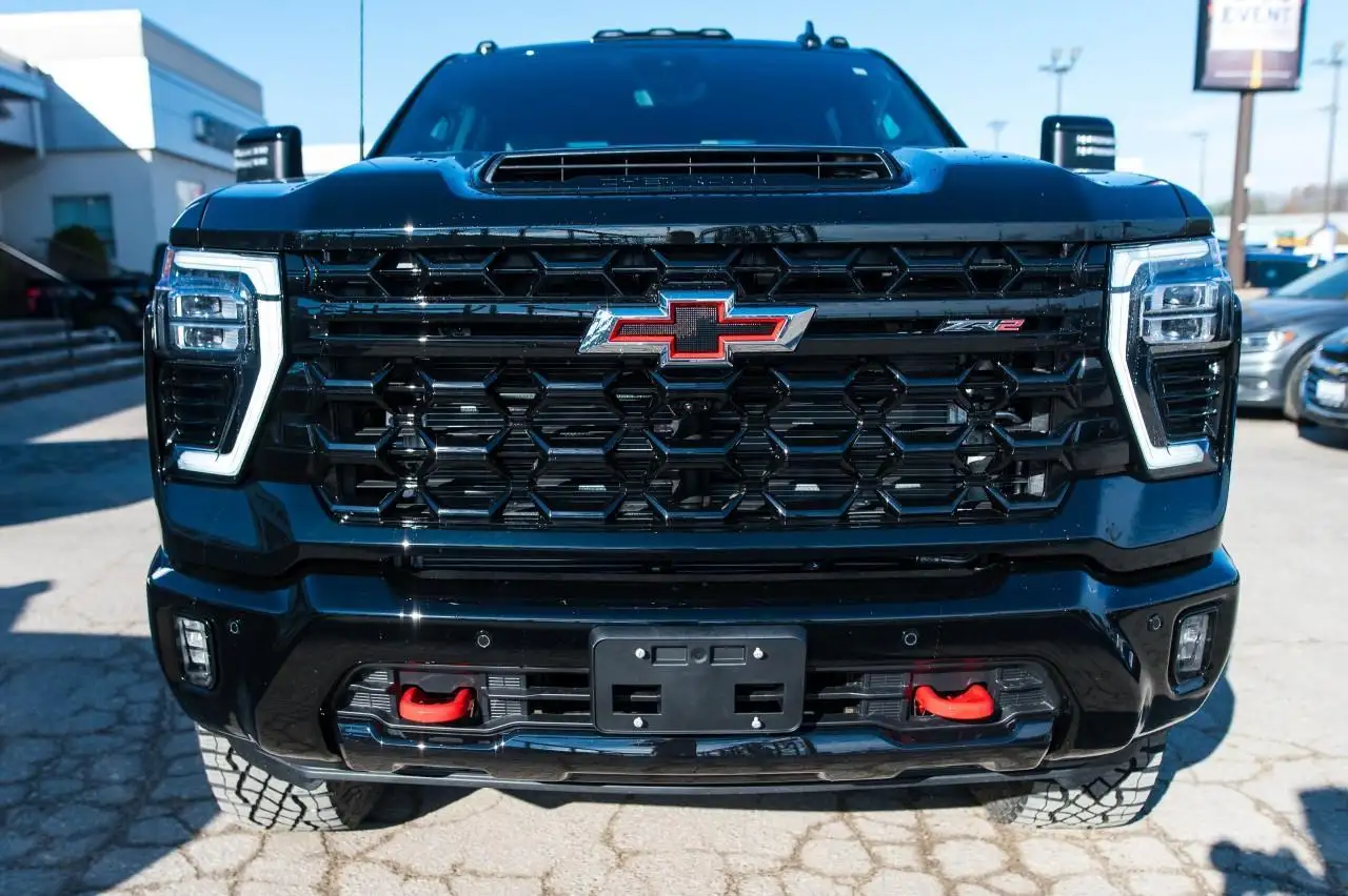 Chevrolet Silverado 2500 снимка Chevrolet Silverado 2500