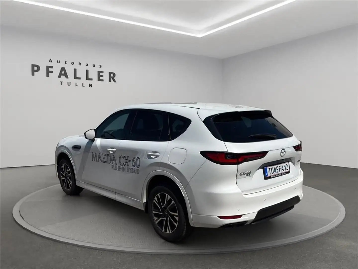 Mazda CX-60 2.5L e-SKYACTIV PHEV AWD HOMURA Aut. Weiß - 2