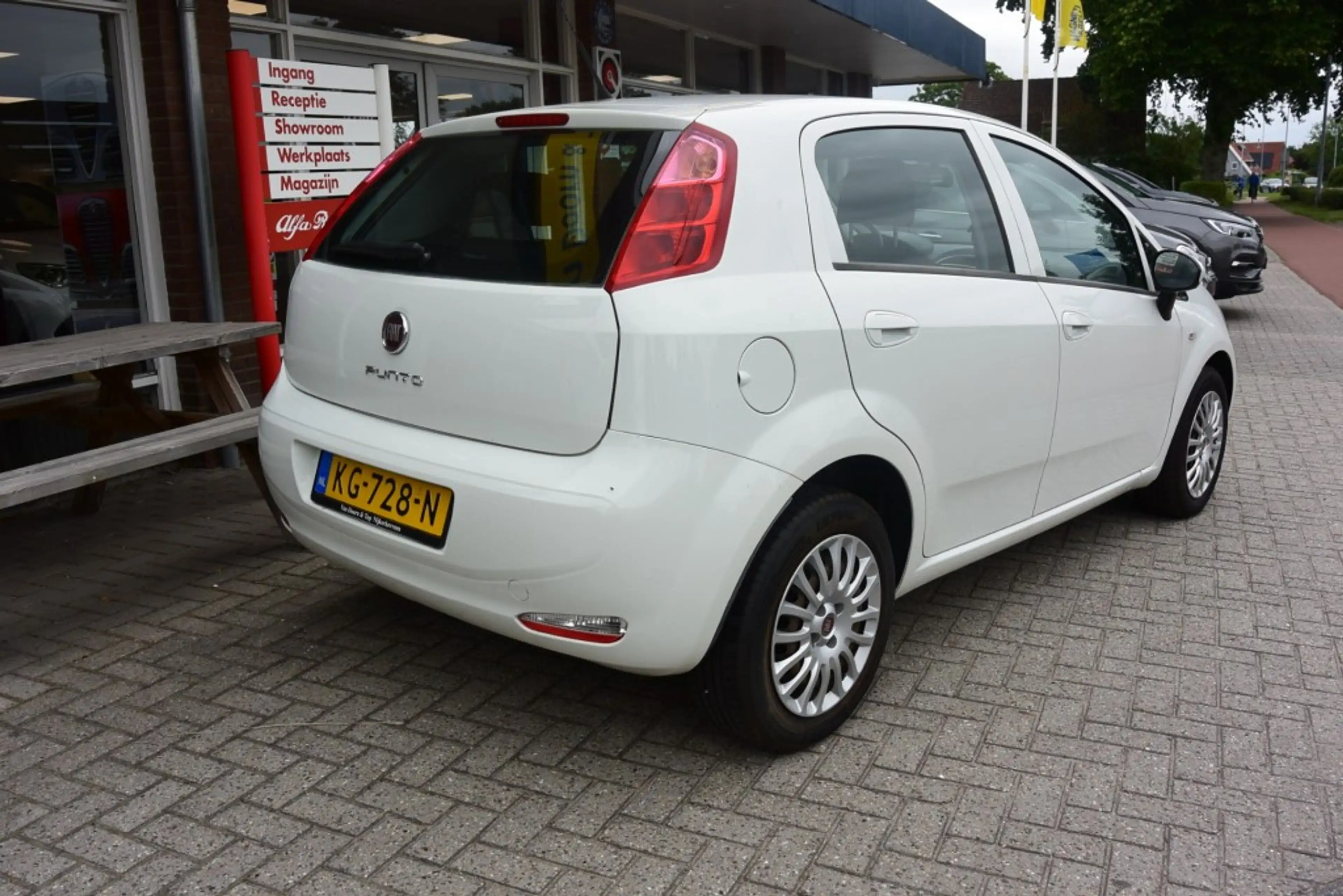 Fiat Punto 0.9 TWINAIR POP — photo 4