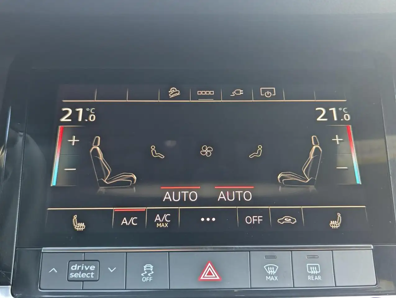 Audi Q8 e-tron 2x S-line- sportstuur- B&O -106 kWh 4