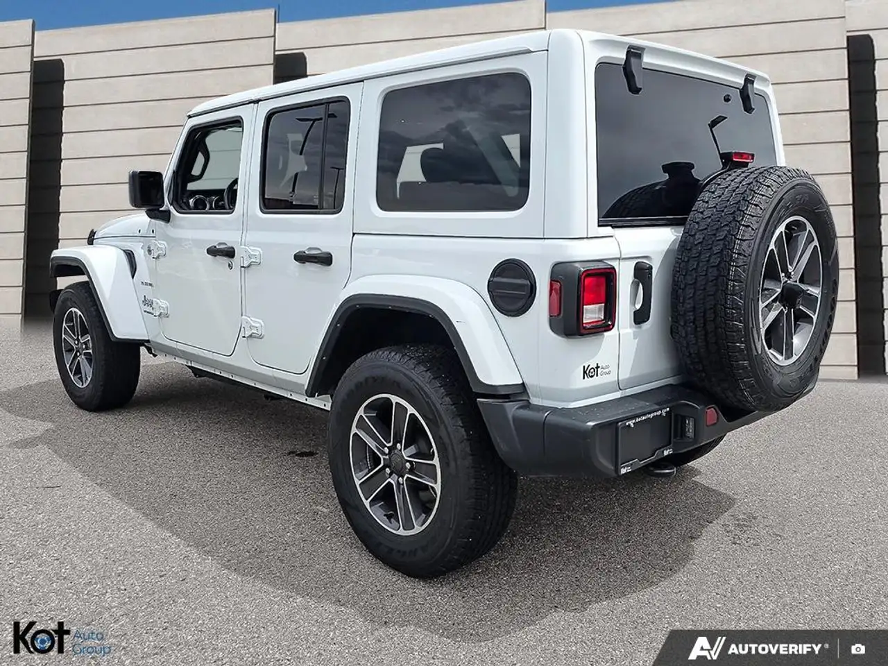 Jeep Wrangler снимка Jeep Wrangler