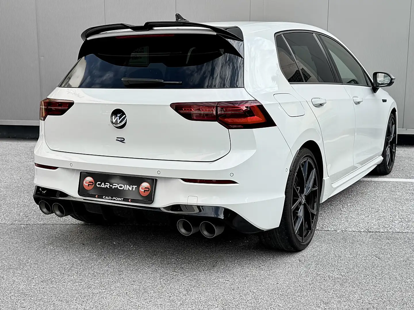 Volkswagen Golf 2,0 TSI R 4MOTION DSG Akrapovic Weiß - 2
