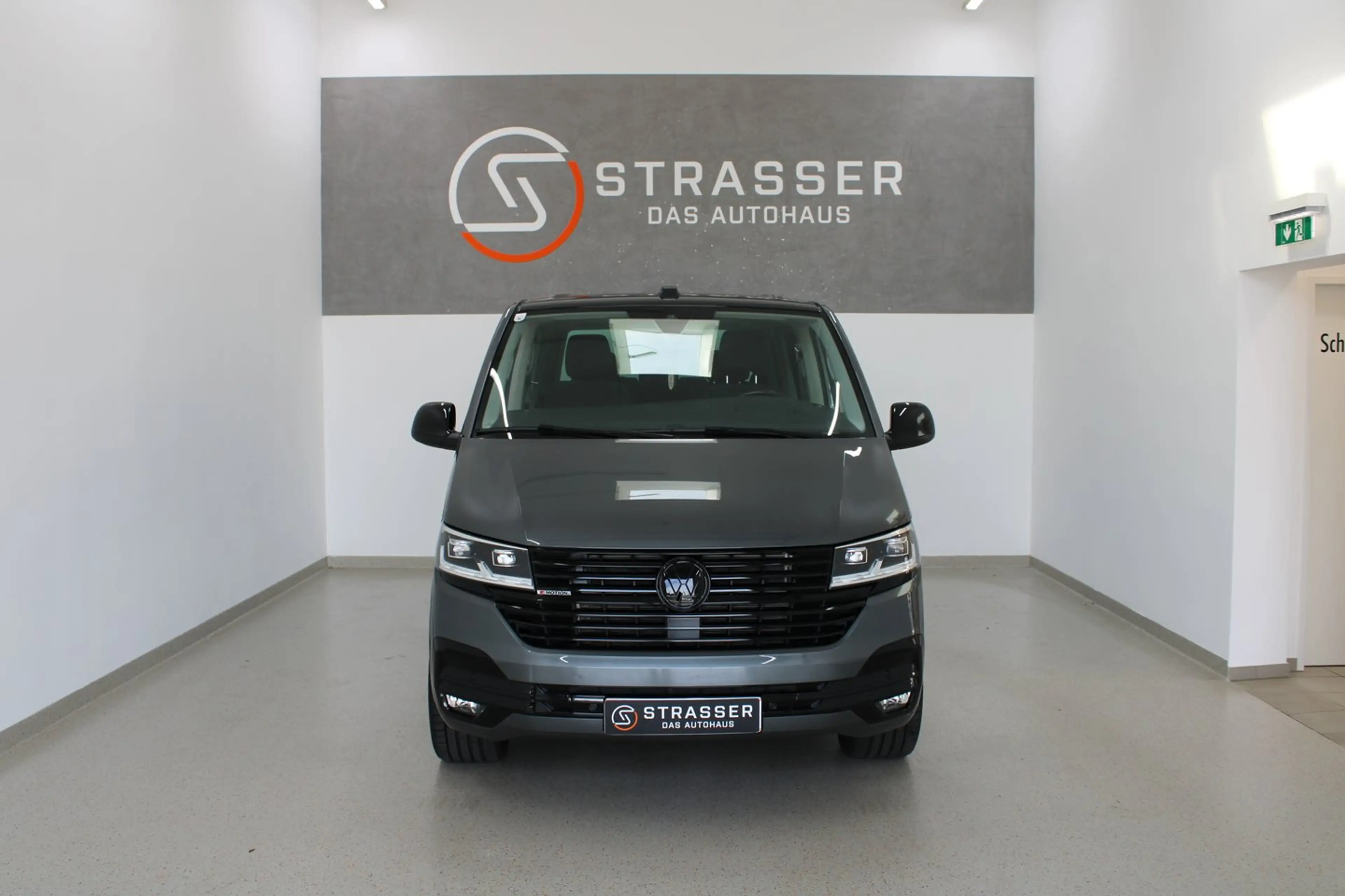 Volkswagen T6.1 Multivan VW T6.1 Multivan Edition TDI 4MOTION — photo 2