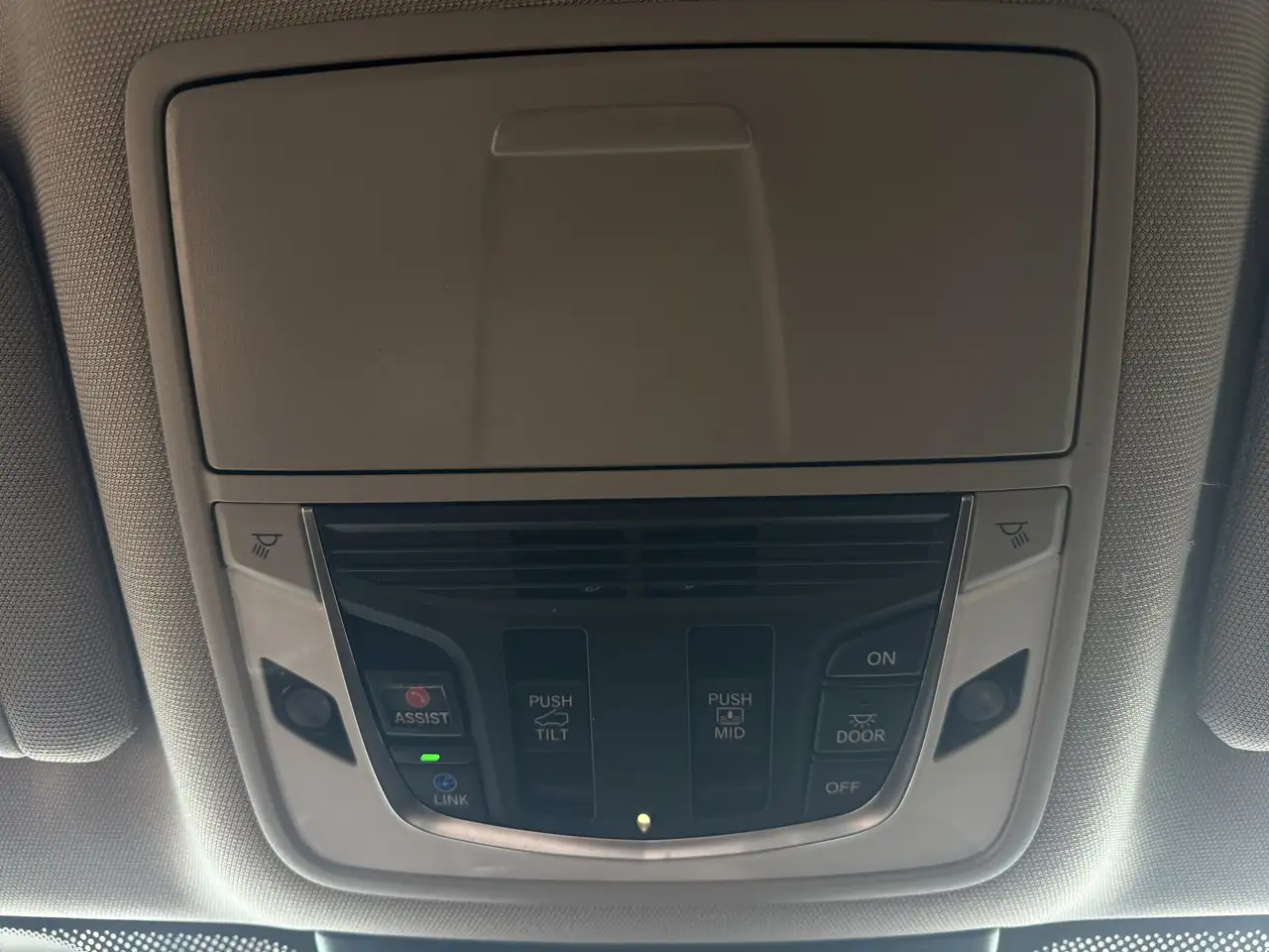 Acura MDX снимка Acura MDX