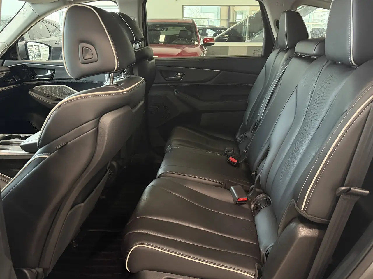 Acura MDX снимка Acura MDX
