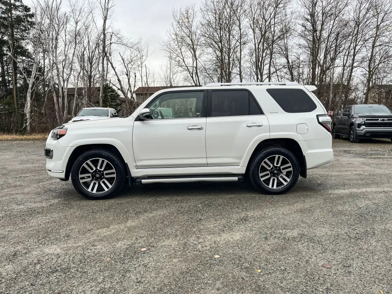 Toyota 4-Runner снимка Toyota 4-Runner