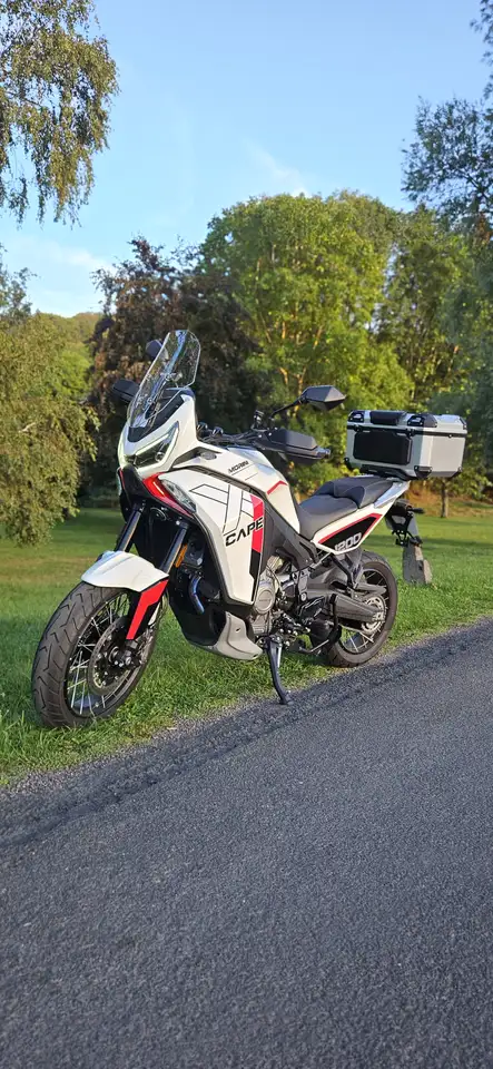 Moto Morini X-Cape