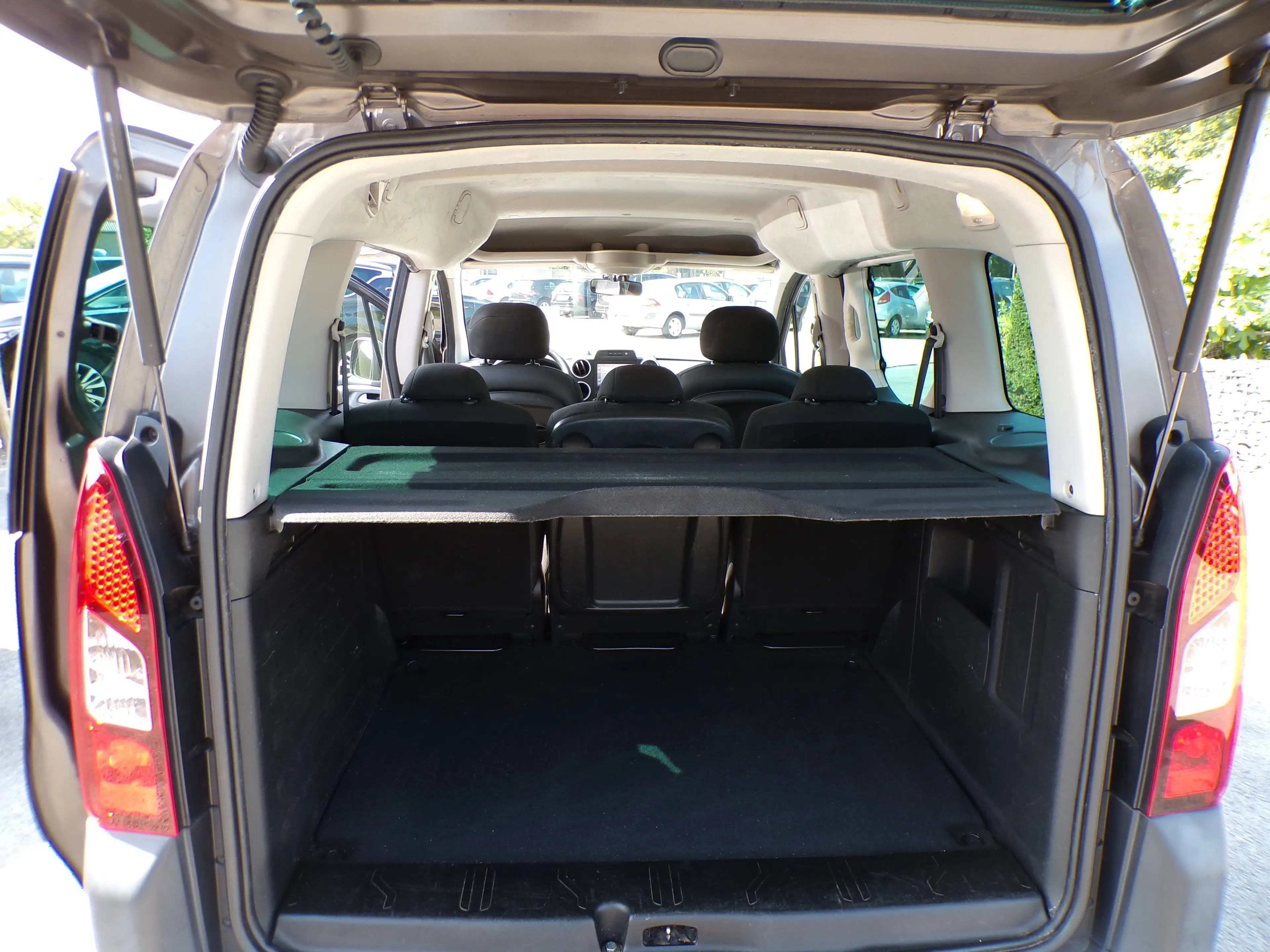 Peugeot Partner Partner Tepee 1.2i Navi/Auto Airco/Camera/Garantie/Gekeurd/5-Zitpl. — photo 9