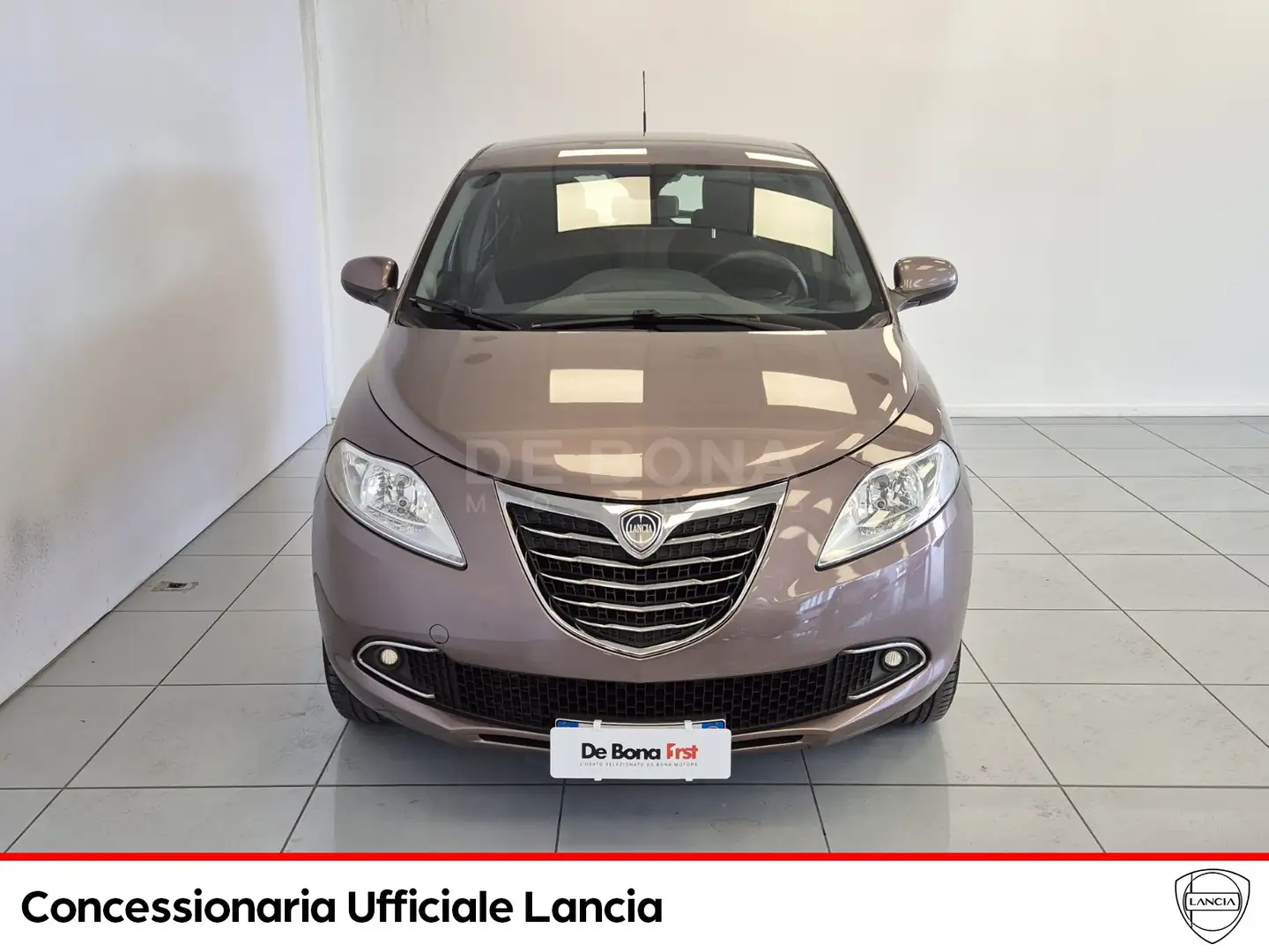 Lancia Ypsilon 0.9 t.air elle ecochic metano 80cv Lilla - 2