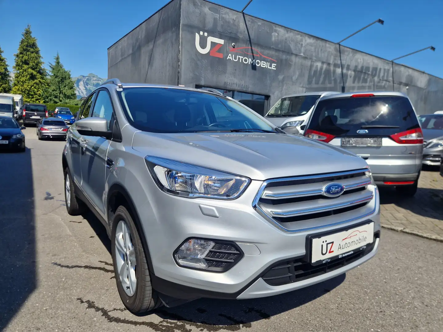 Ford Kuga Trend Weiß - 2