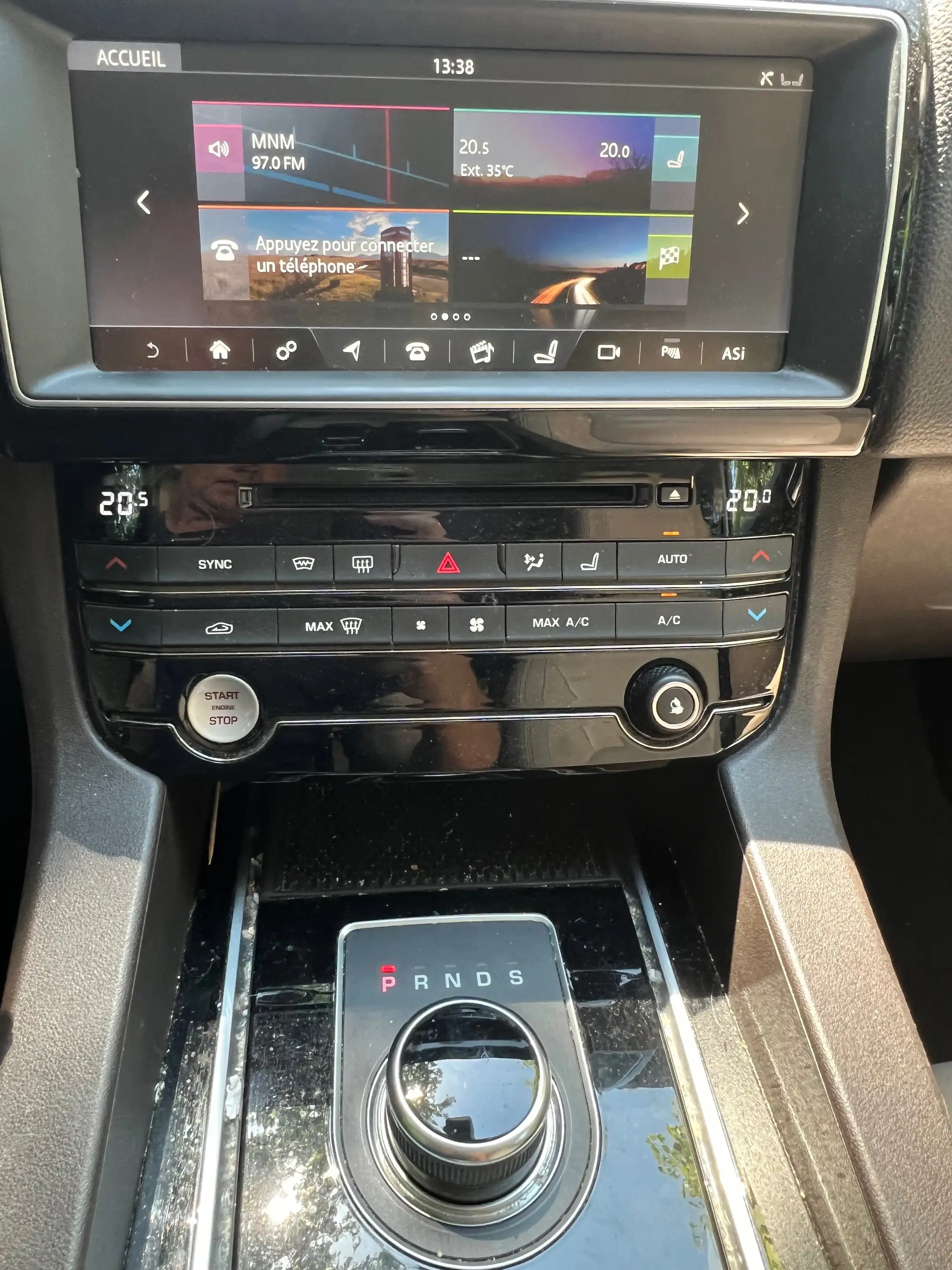 Jaguar F-Pace F-Pace 2.0 D AWD Prestige Business Edition — photo 12