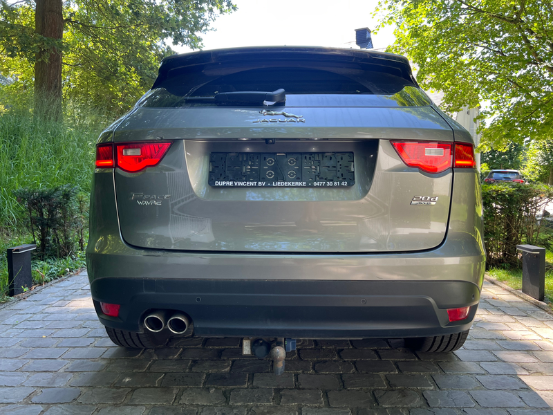 Jaguar F-Pace F-Pace 2.0 D AWD Prestige Business Edition — photo 7