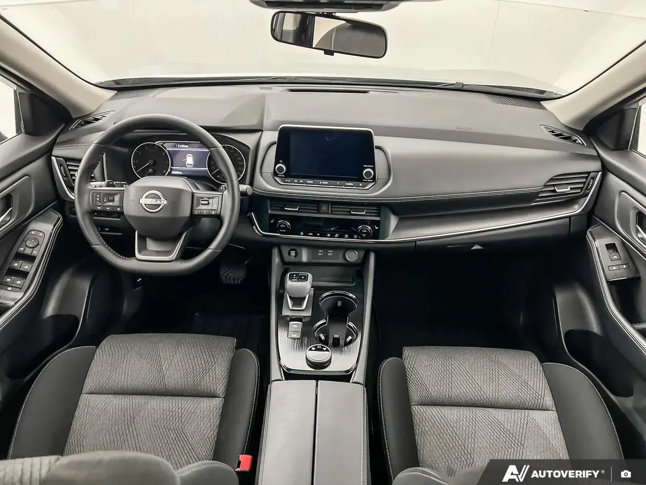 Nissan Rogue photo Nissan Rogue