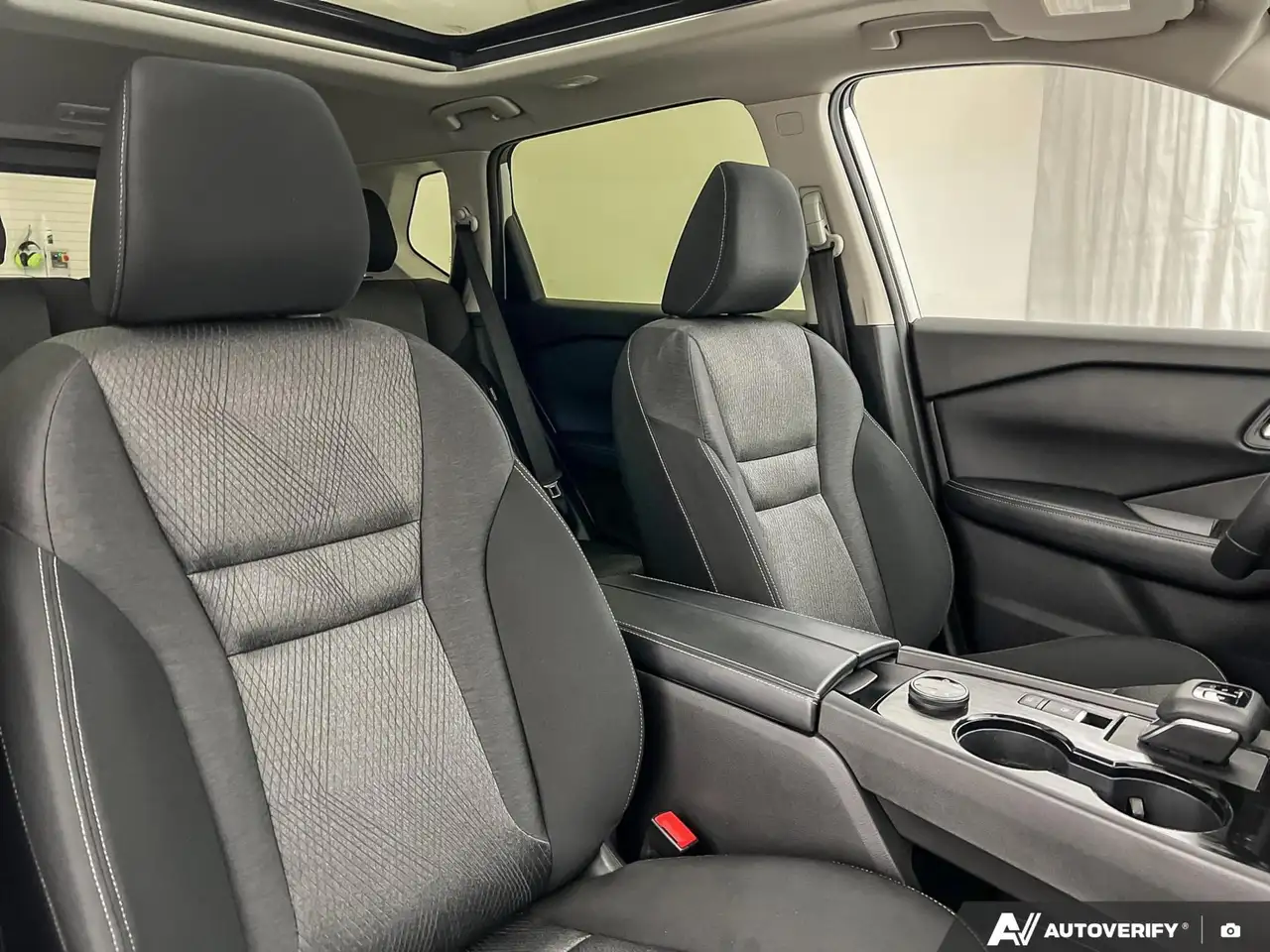 Nissan Rogue photo Nissan Rogue