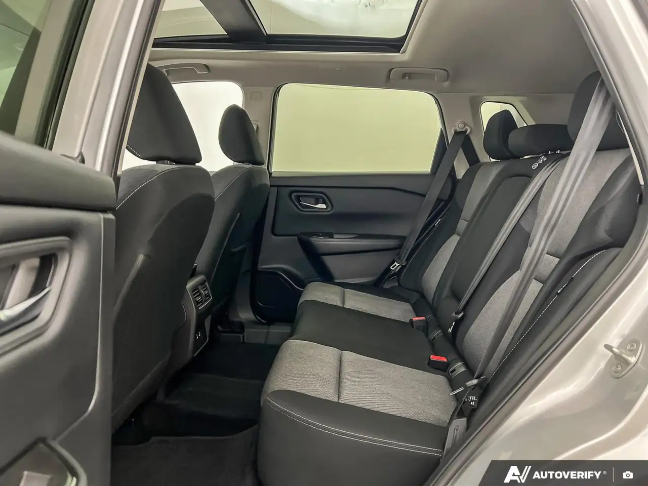 Nissan Rogue photo Nissan Rogue