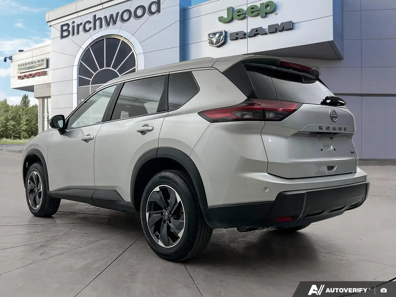 Nissan Rogue photo Nissan Rogue