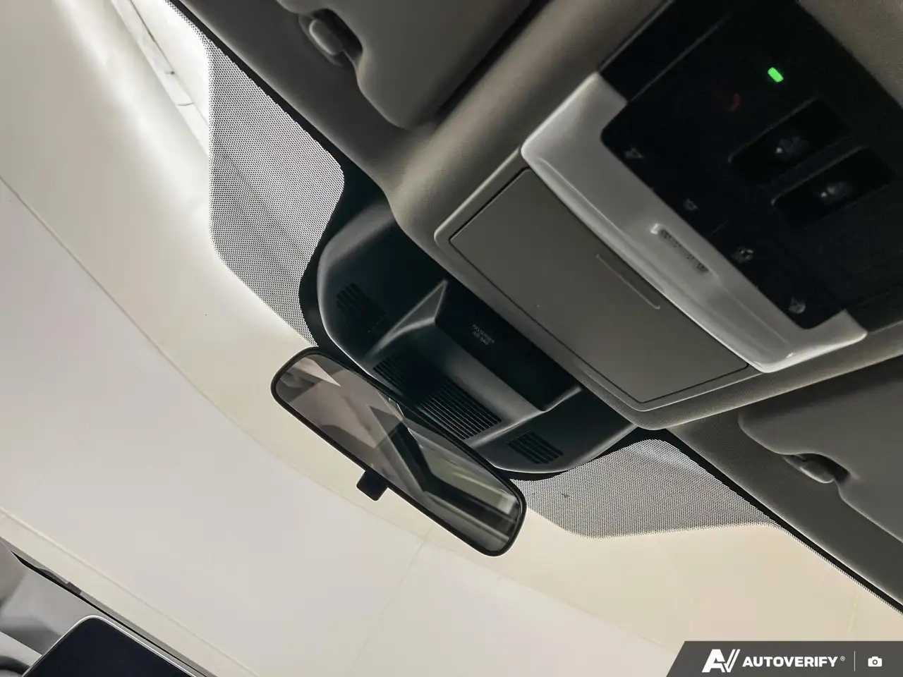 Nissan Rogue photo Nissan Rogue