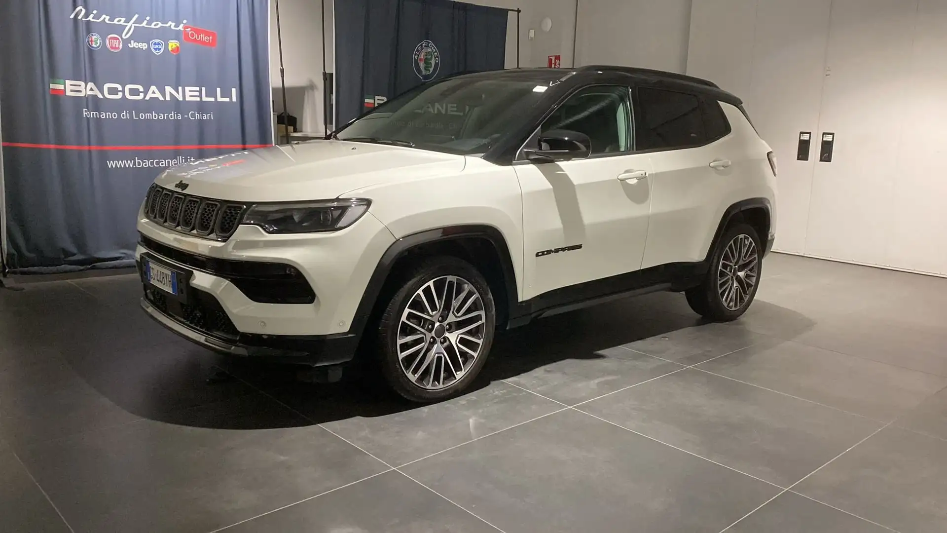 Jeep Compass Compass 1.5 Turbo T4 130 CV MHEV 2WD Summit Blanc - 1