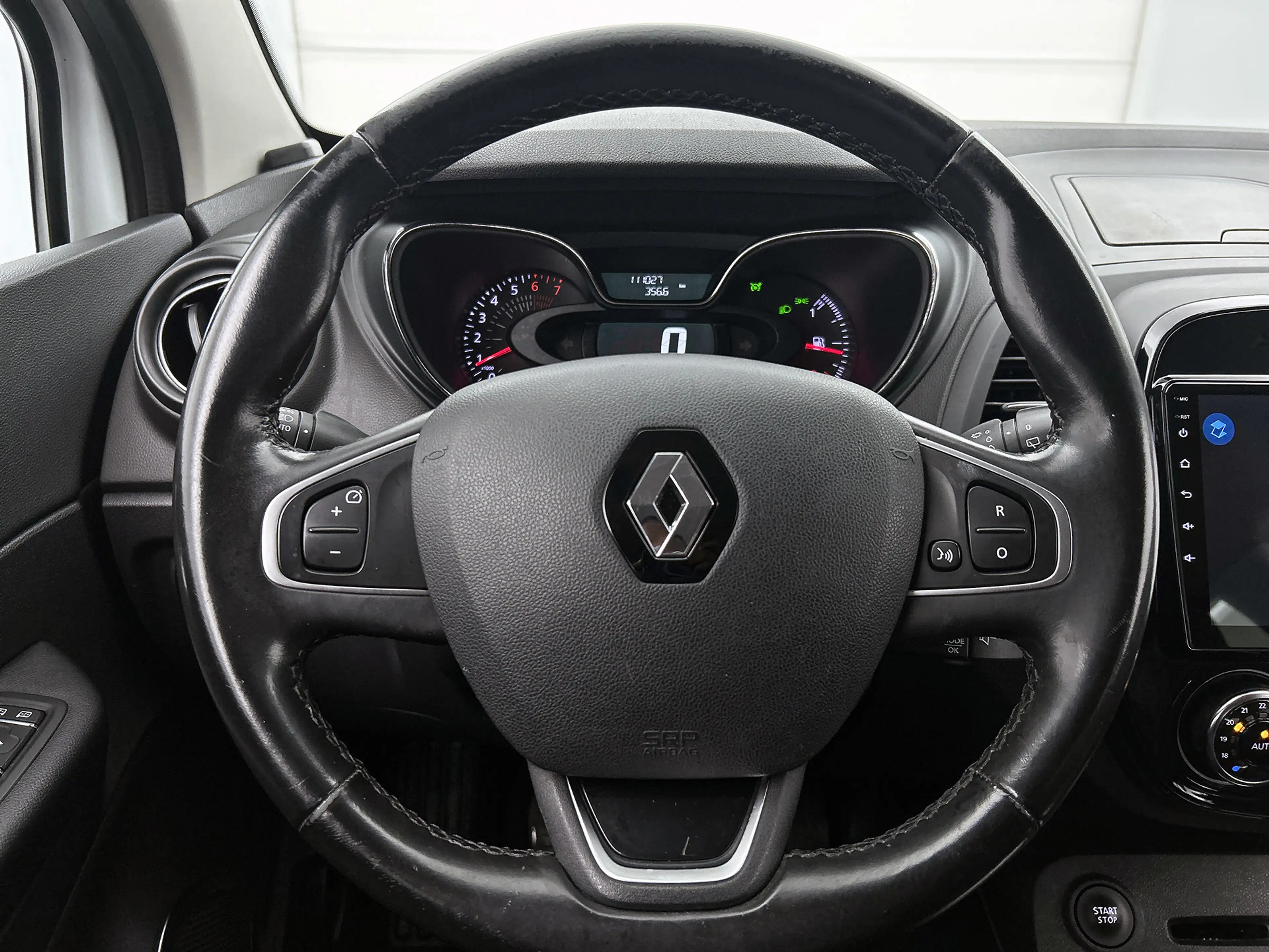 Renault Captur 1.2 TCe Intens | Camera | Cruise Control | Climate — photo 16
