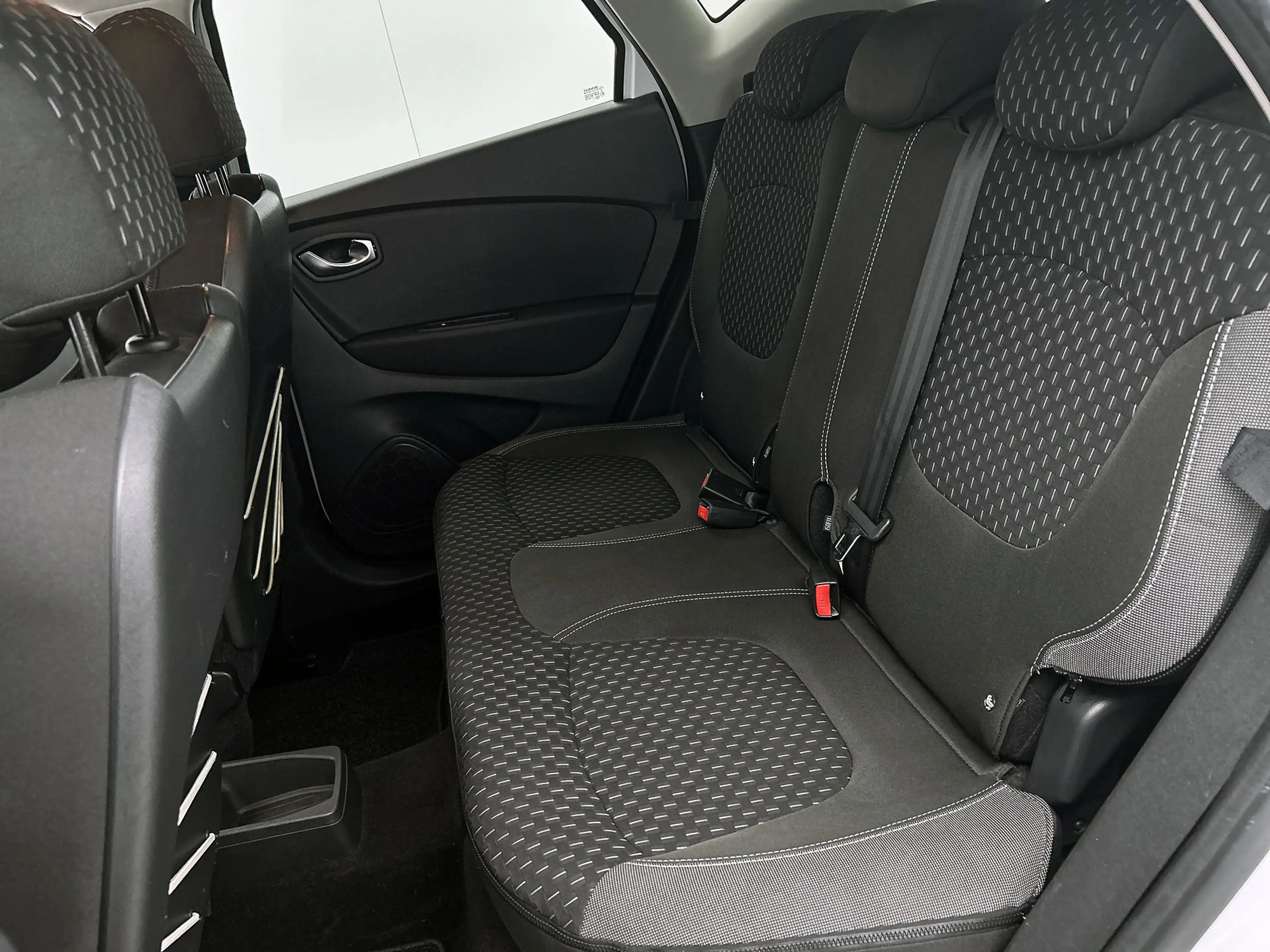Renault Captur 1.2 TCe Intens | Camera | Cruise Control | Climate — photo 25