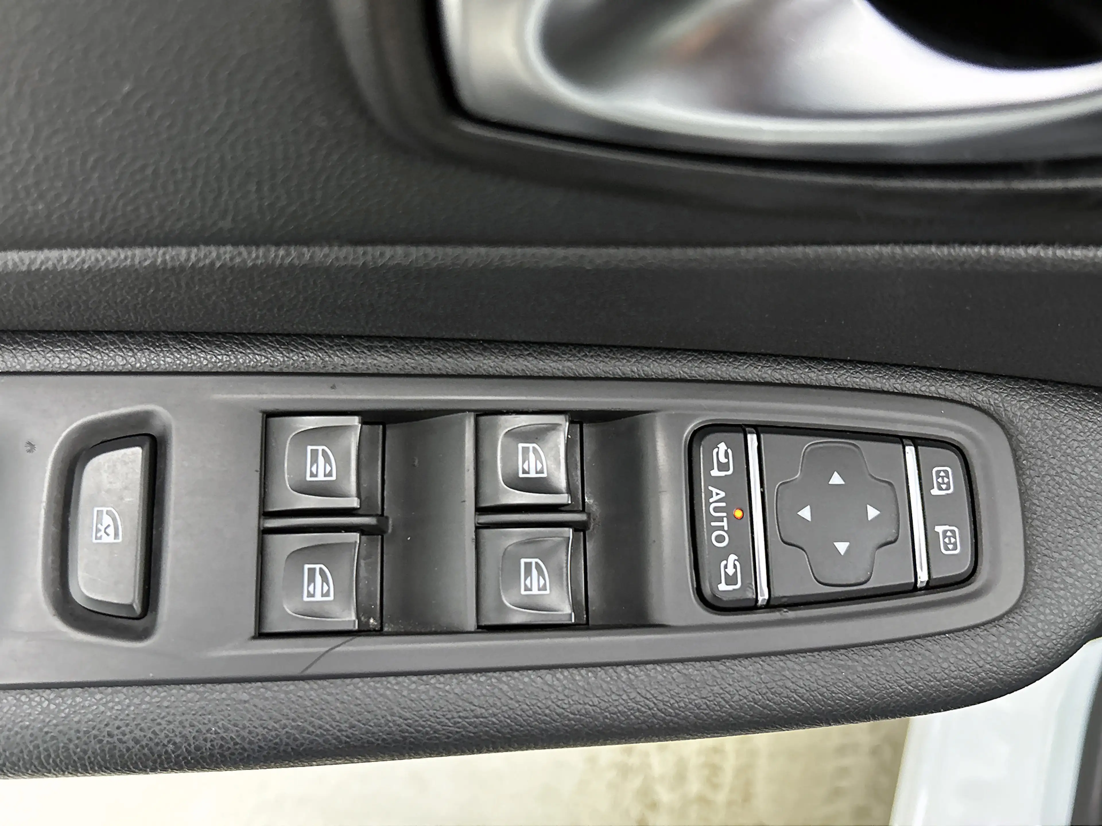 Renault Captur 1.2 TCe Intens | Camera | Cruise Control | Climate — photo 23
