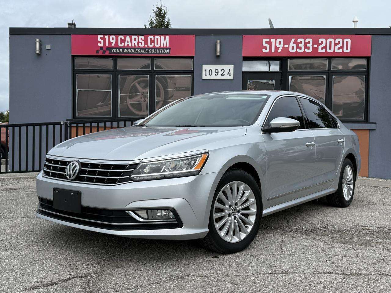 2017 Volkswagen Passat COMFORTLINE | Navigation | Backup Camera | Sunroof