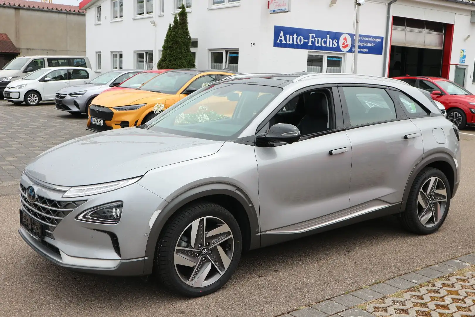 Hyundai NEXO Premium Wasserstofffahrzeug Schiebedach Срібний - 1