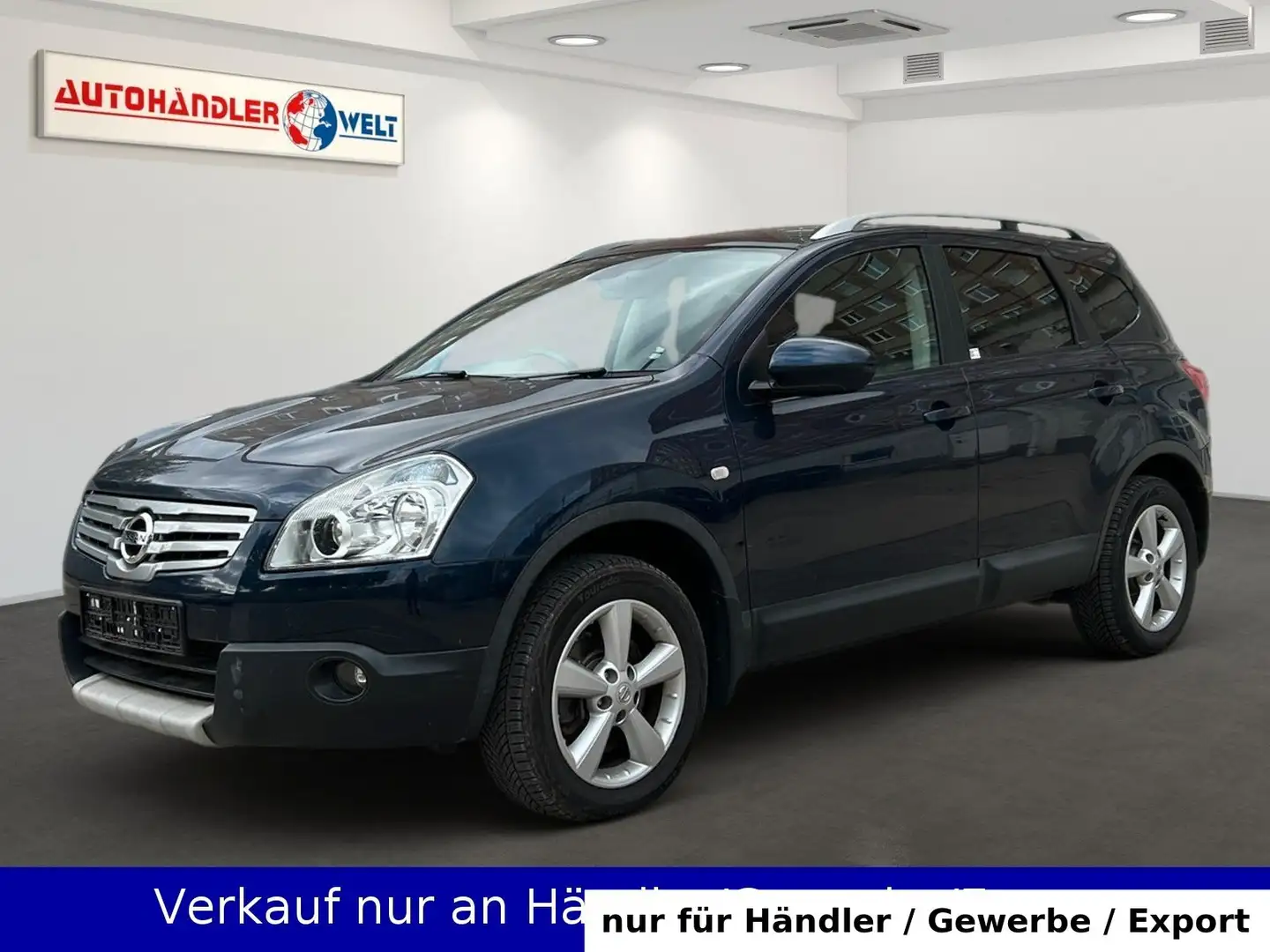 Nissan Qashqai+2 2.0 dCi 7-Sitzer AAC Pano PDC AHK Blau - 1