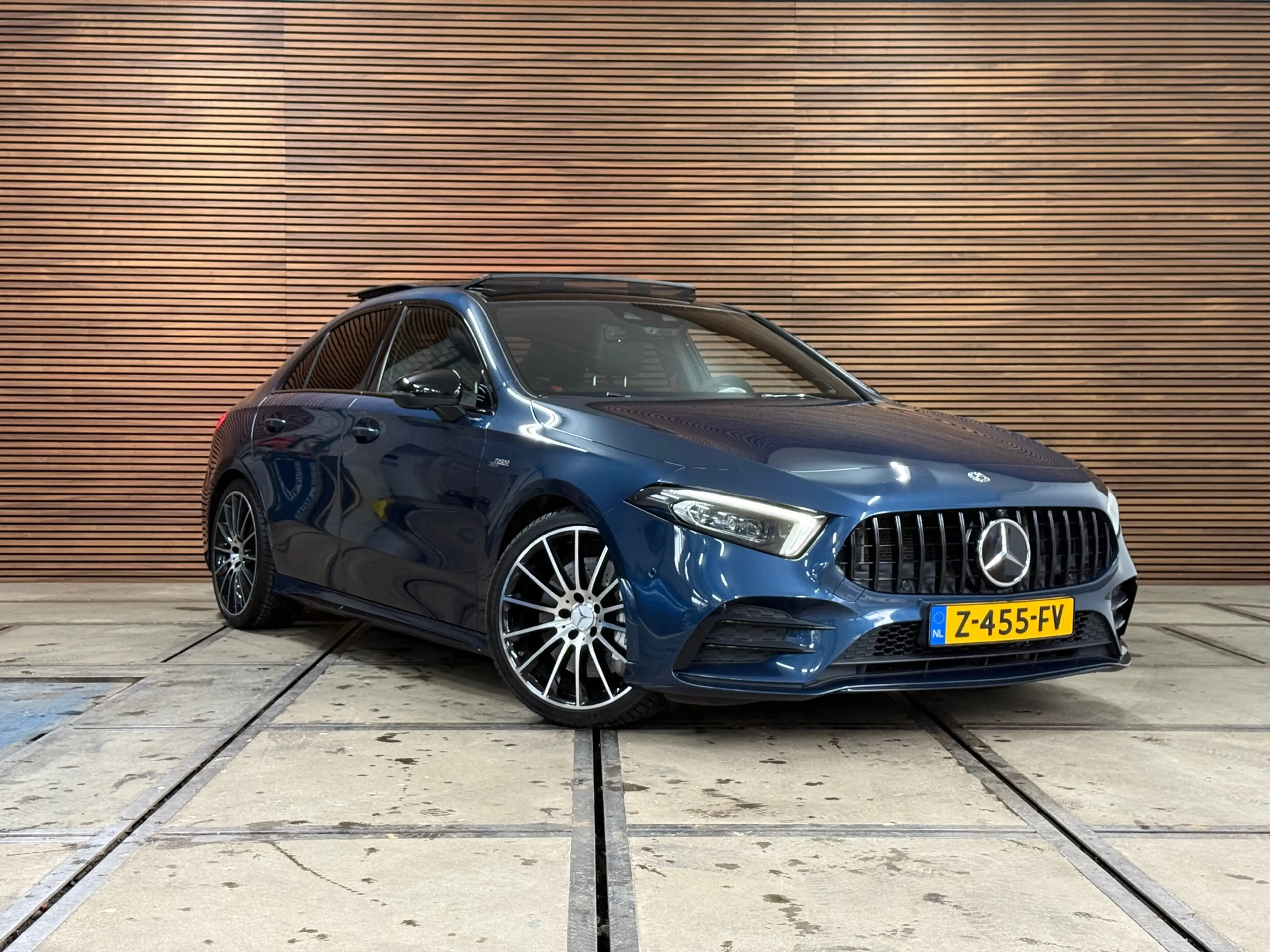 Mercedes-Benz A 35 AMG 4MATIC NIGHT Premium Plus | PANO | Burmester | Amb — photo 10