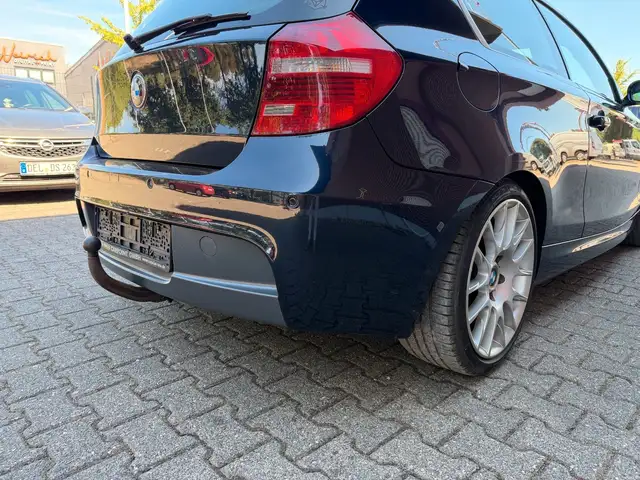 BMW 1 Series view 15