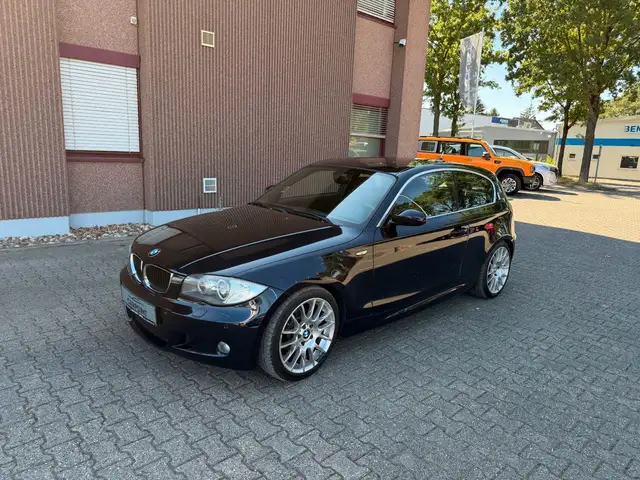BMW 1 Series view 2