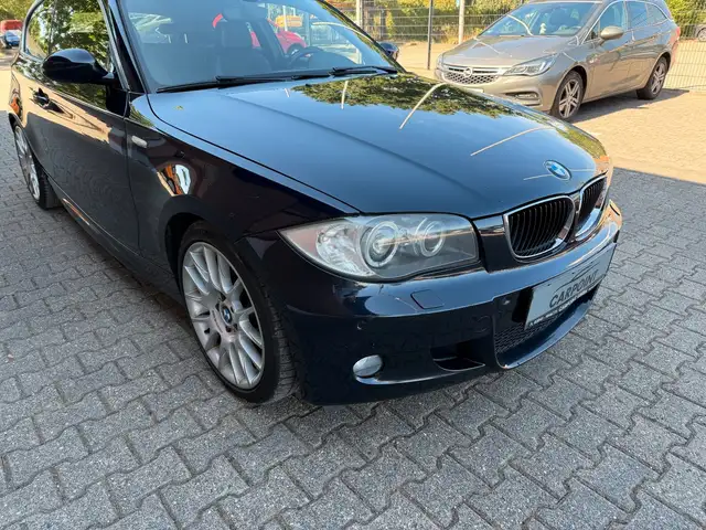 BMW 1 Series view 11
