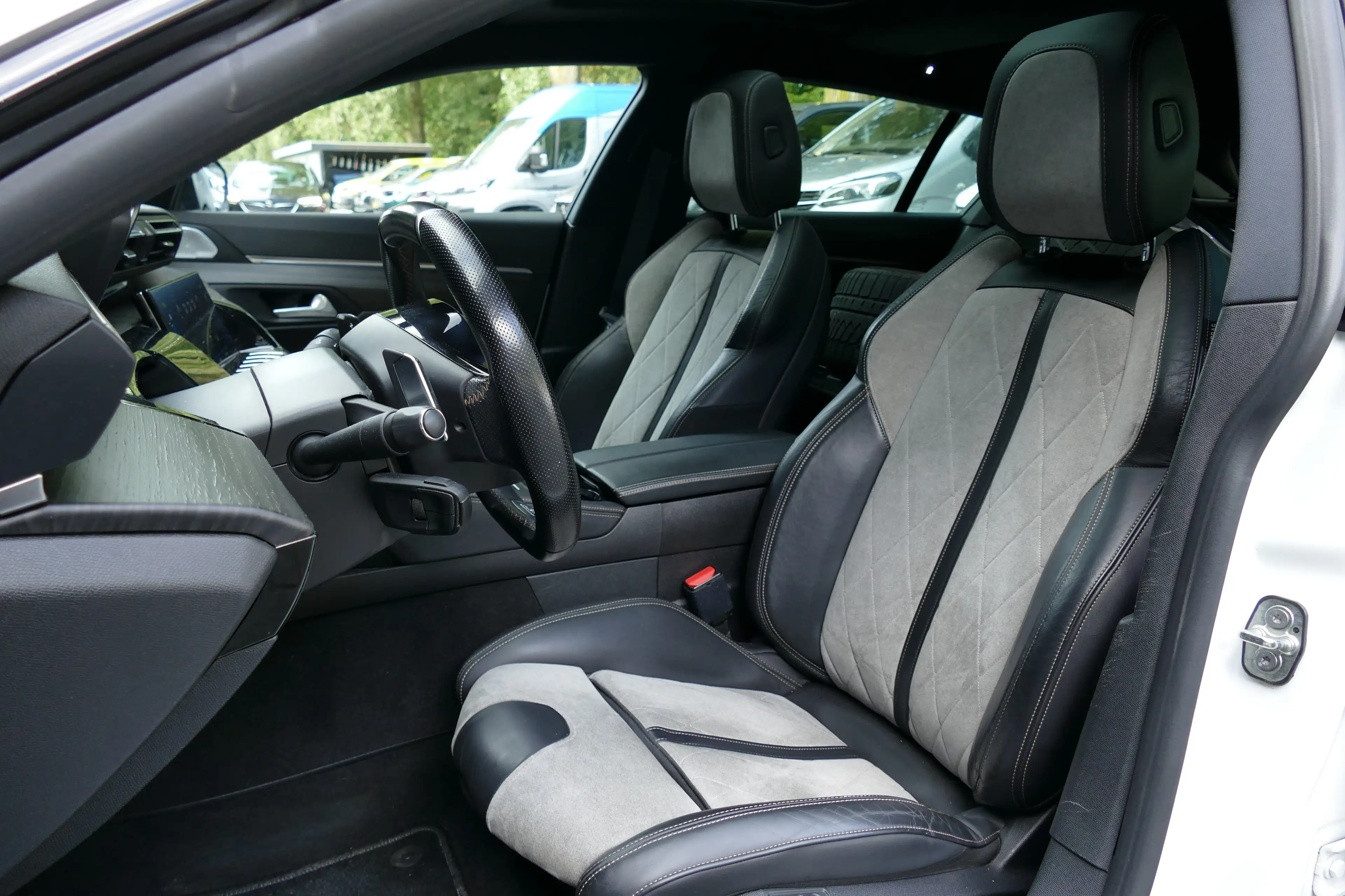 Peugeot 508 SW 1.6 HYBRID 225PK GT / CAMERA / STOELVERWARMING — photo 12