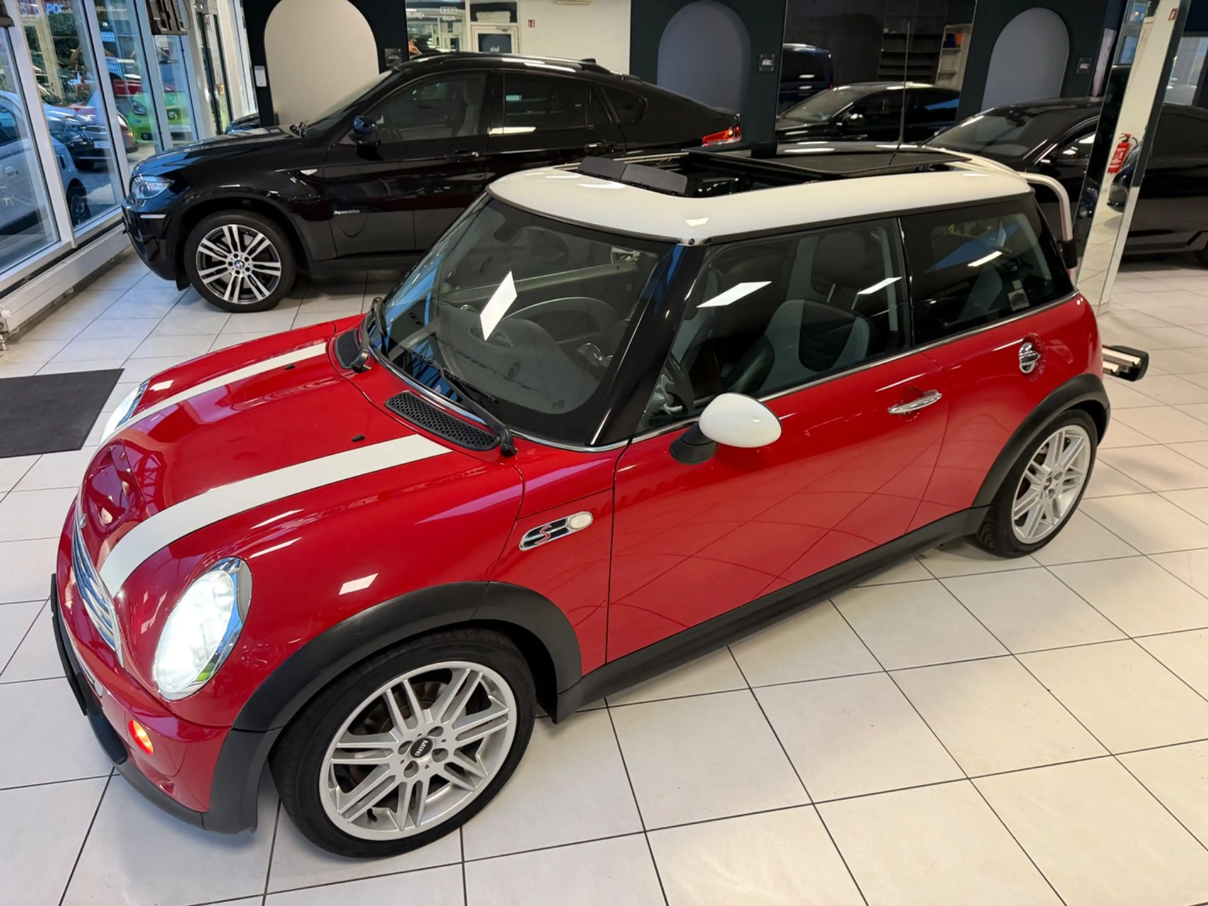 MINI Cooper S Mini Cooper S AUTOMATIK PANO NAVI XENON RECARO — photo 5
