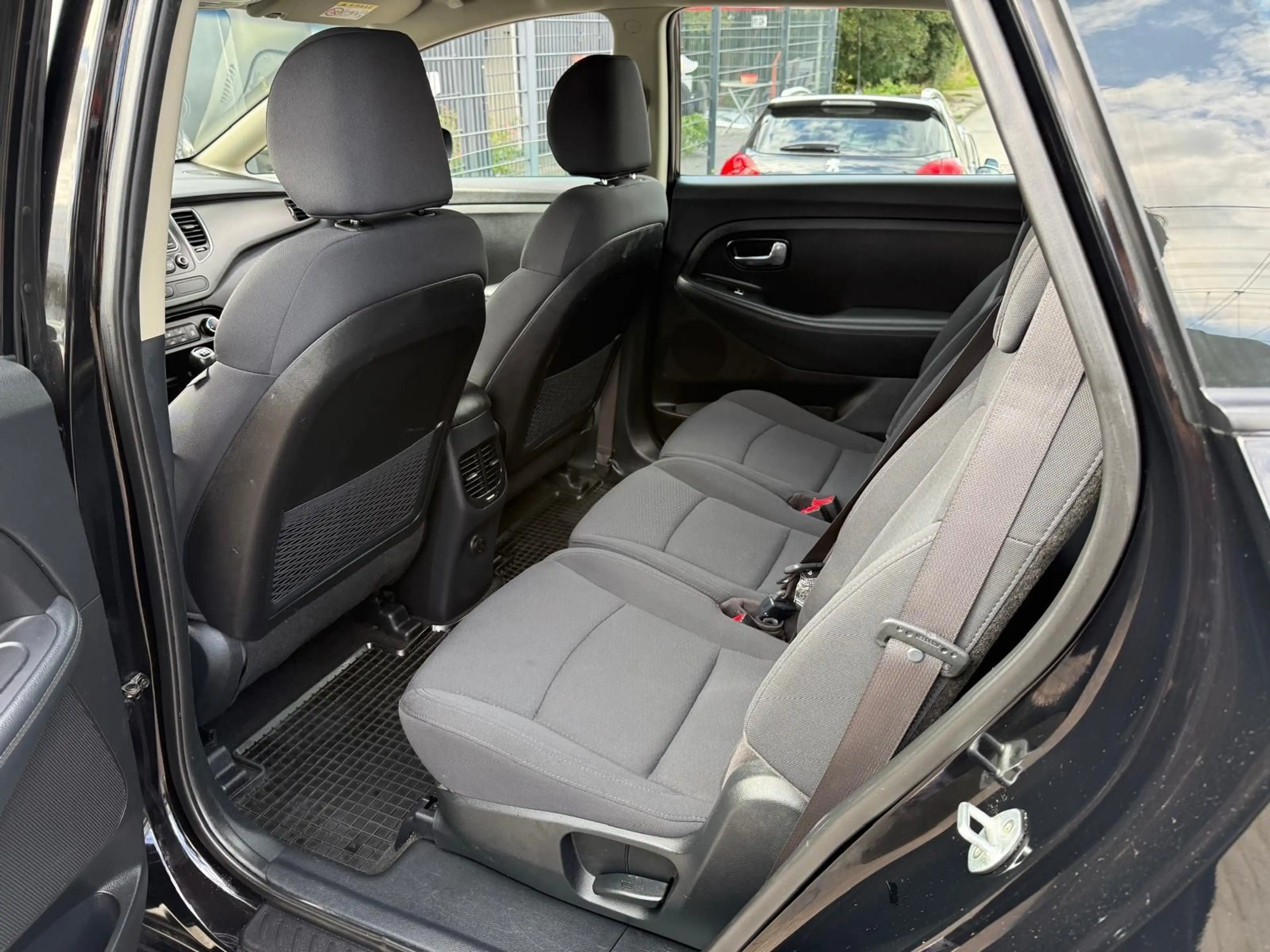 Kia Carens Edition 7 7-Sitze — photo 12