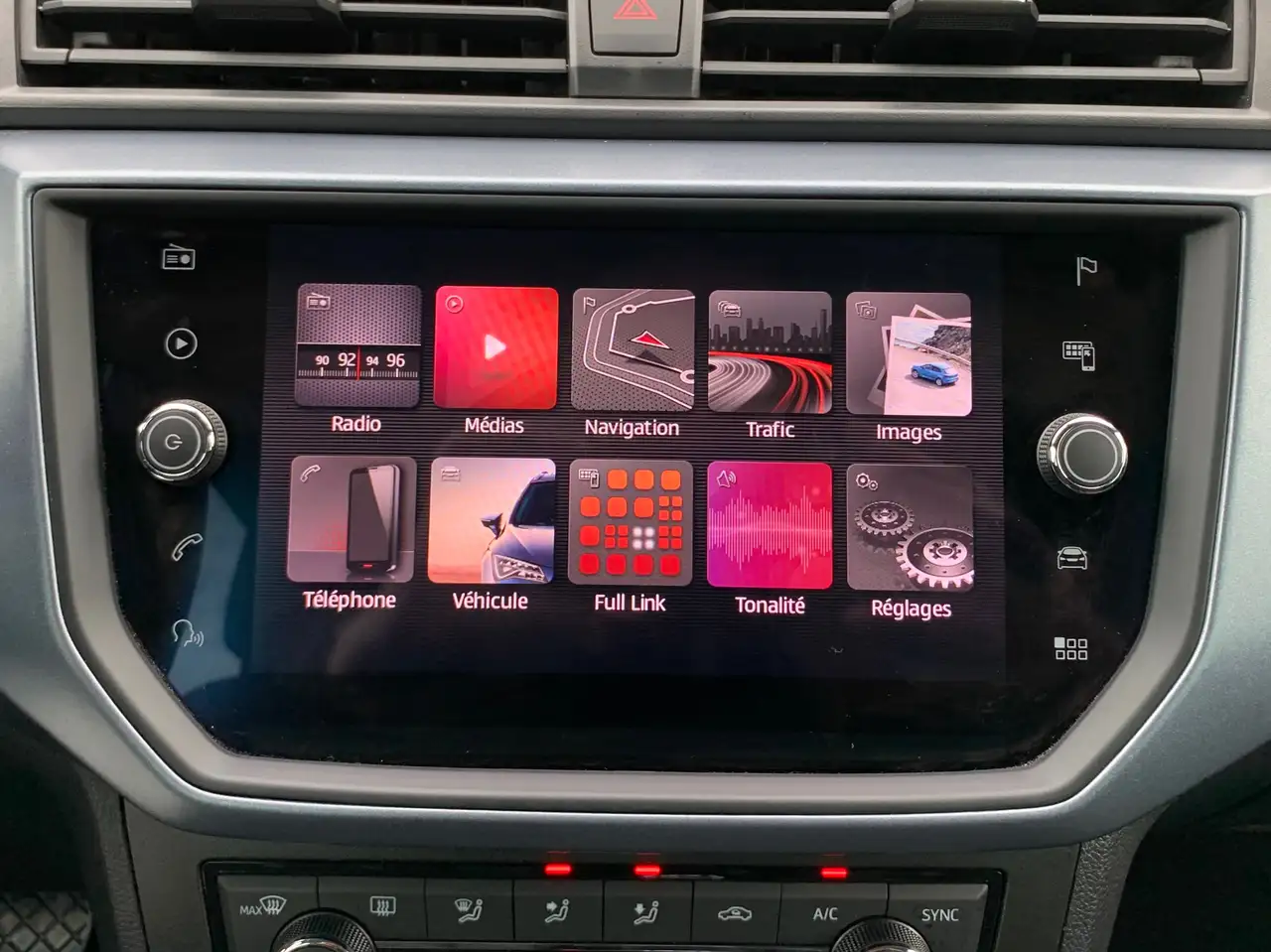SEAT Arona 1.0 TGI Move 90CV / Essence + CNG / Alcantara / Grand Gps /, миниатюра 21