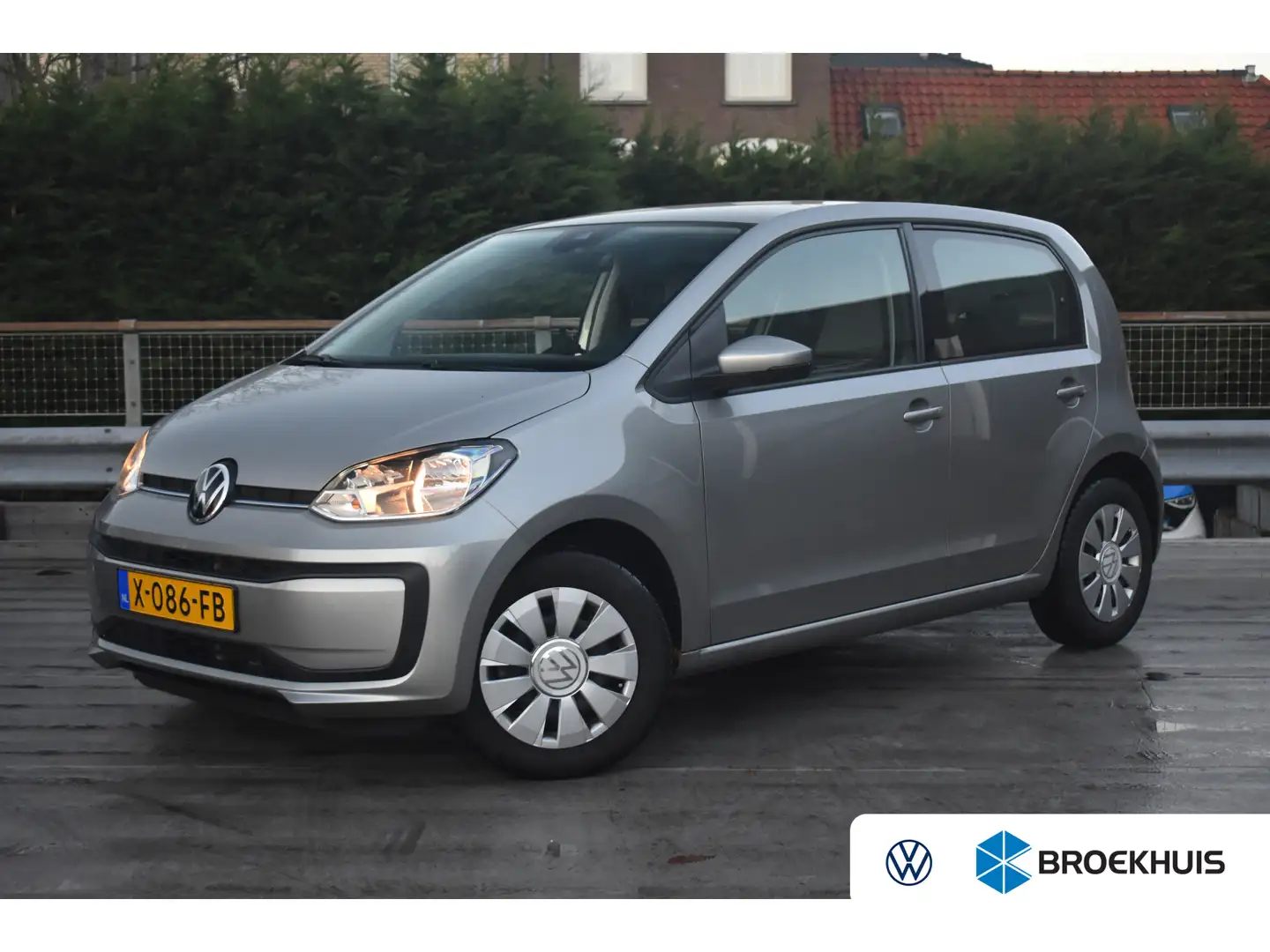 Volkswagen up! 1.0 MPI 65PK | CAMERA ACHTER | NAVI VIA APP | CRUI Gris - 1