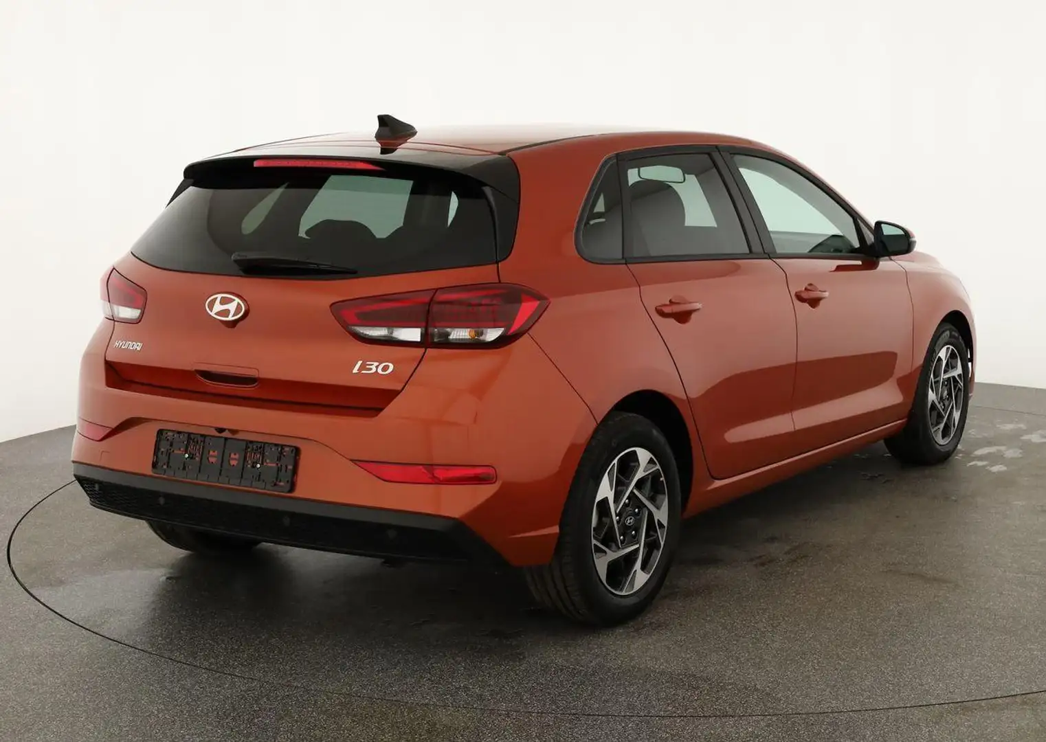 Hyundai i30 1.0 T-GDI DCT Family, Navi, Kamera, LED, 16-Zol... Orange - 2