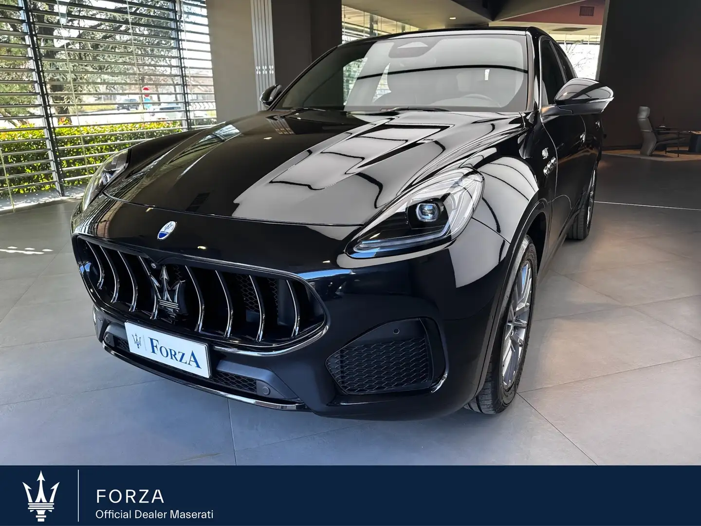 Maserati Grecale 2.0 mhev GT 250cv auto, Telecamera 360° Nero - 1